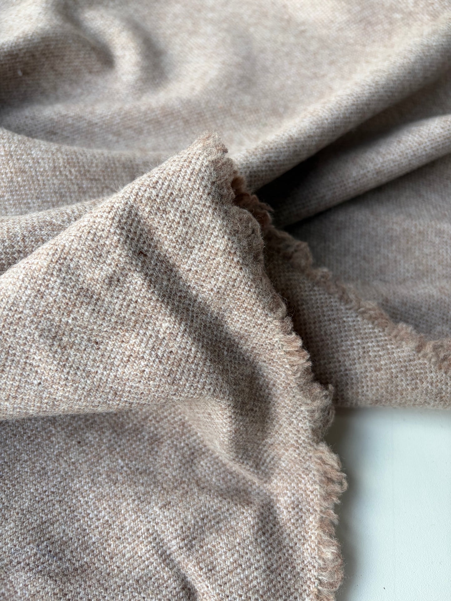 FELICE 008 camel/brown coloured carded wool tweed