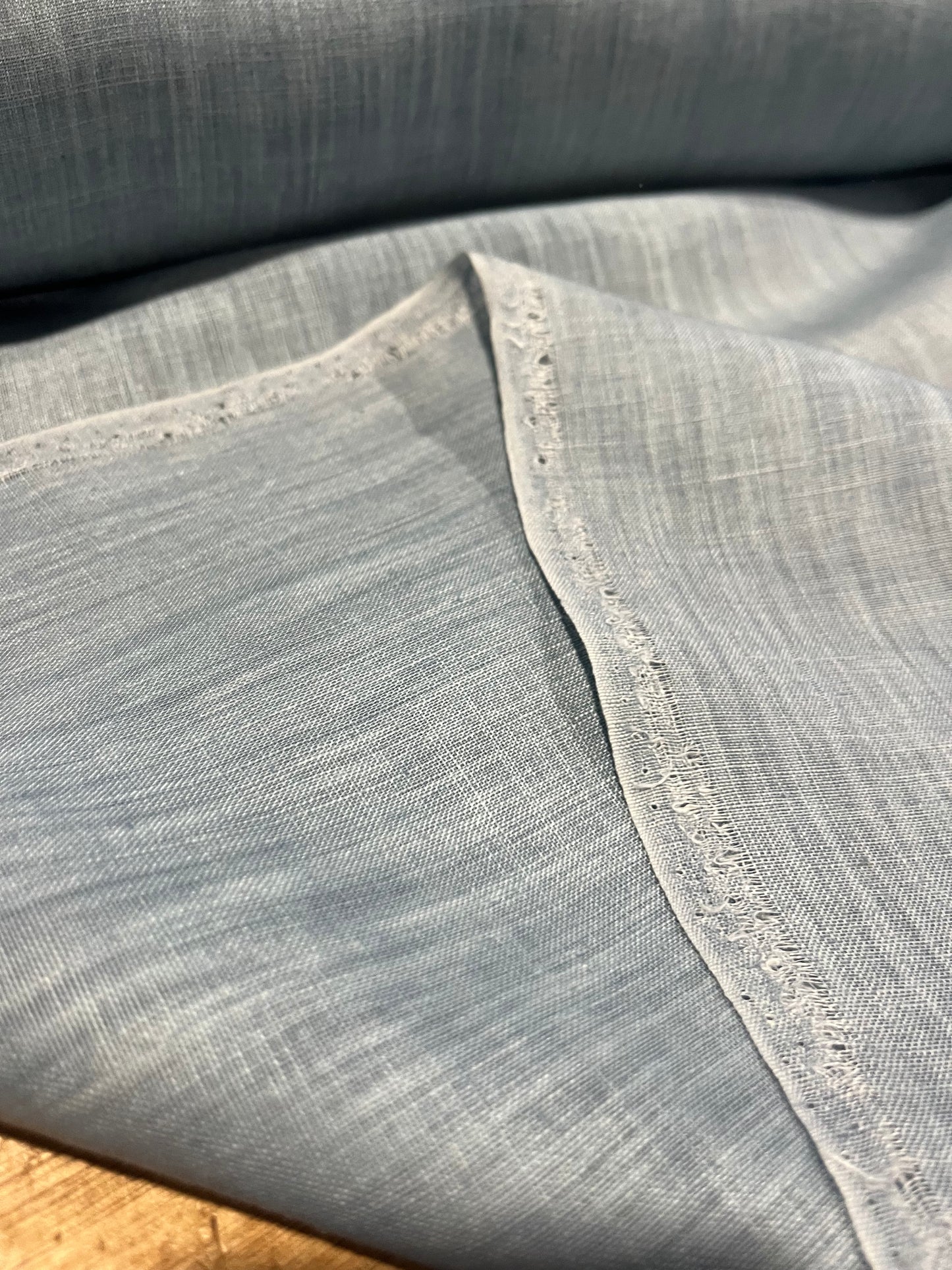 F02 CAN 054 washed linen azur