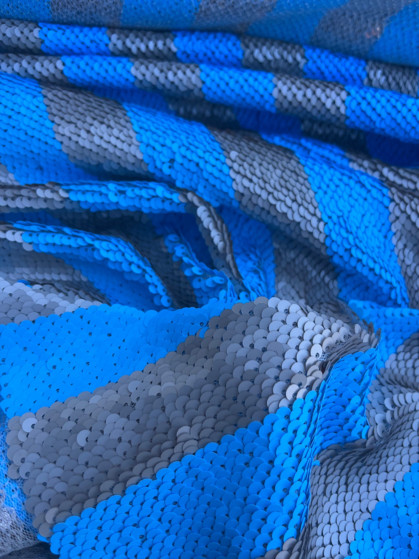 NENA 012 mesh sequins turquoise stripes