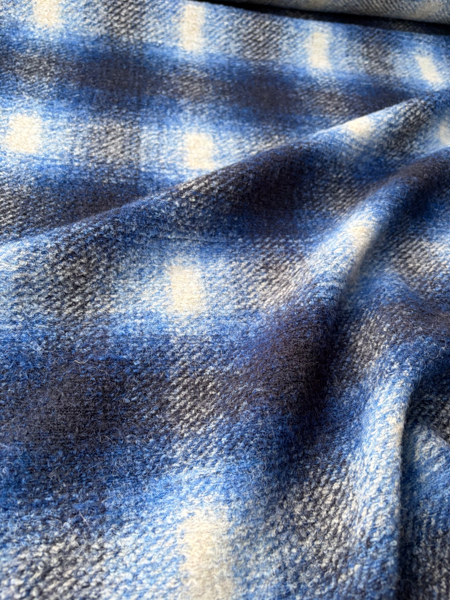 FELICE 010 blue checkered  boiled wool