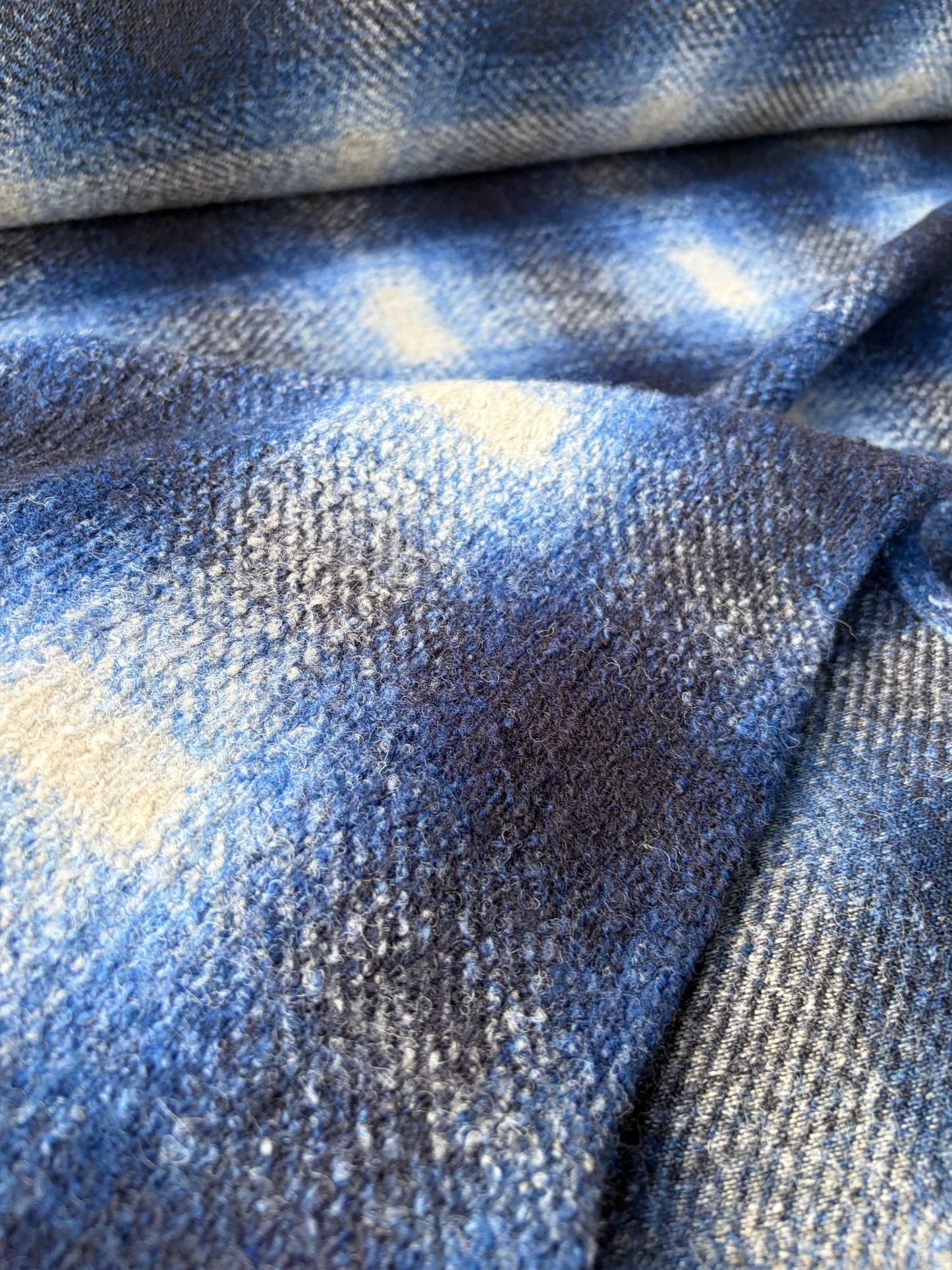 FELICE 010 blue checkered  boiled wool