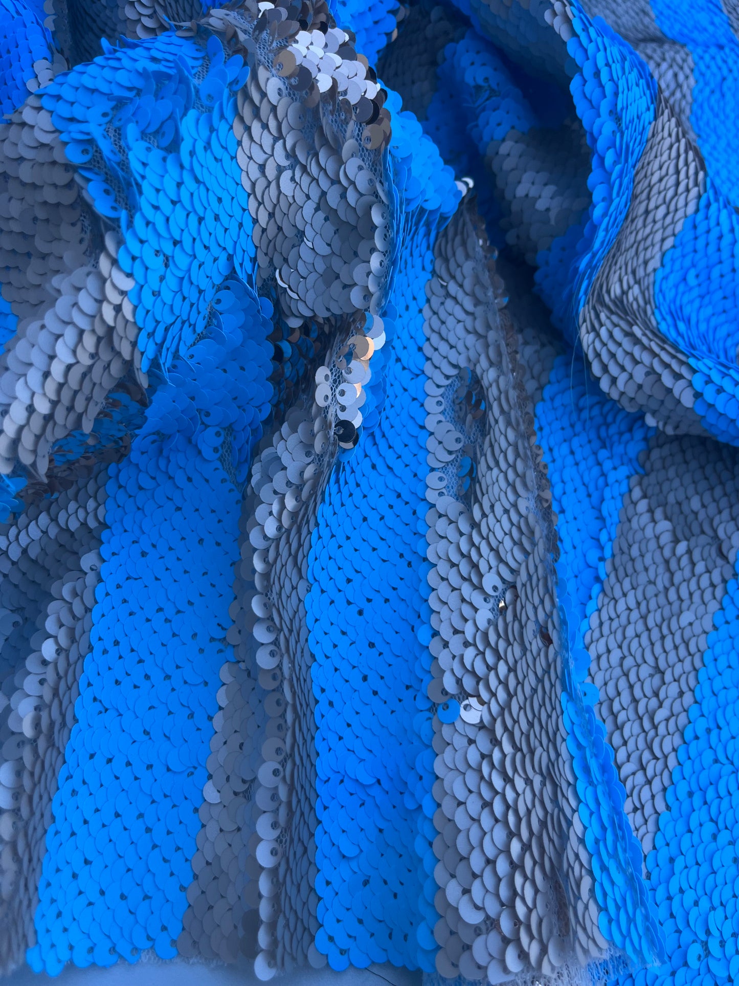 NENA 012 mesh sequins turquoise stripes