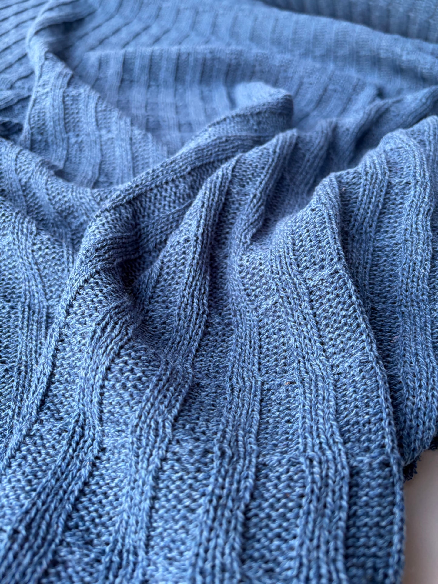 FELICE 012 azur coloured knitted cable cotton/wool