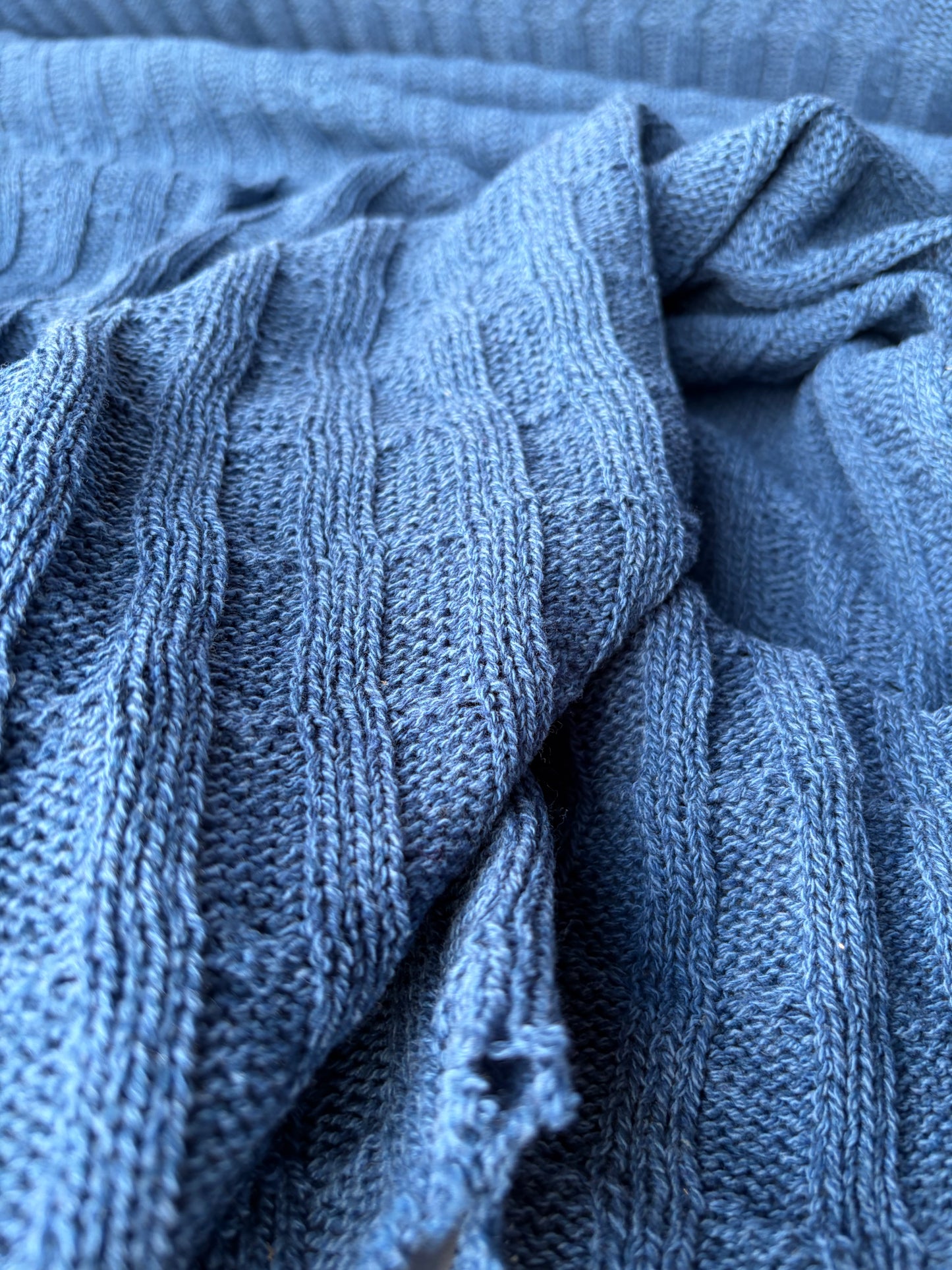 FELICE 012 azur coloured knitted cable cotton/wool