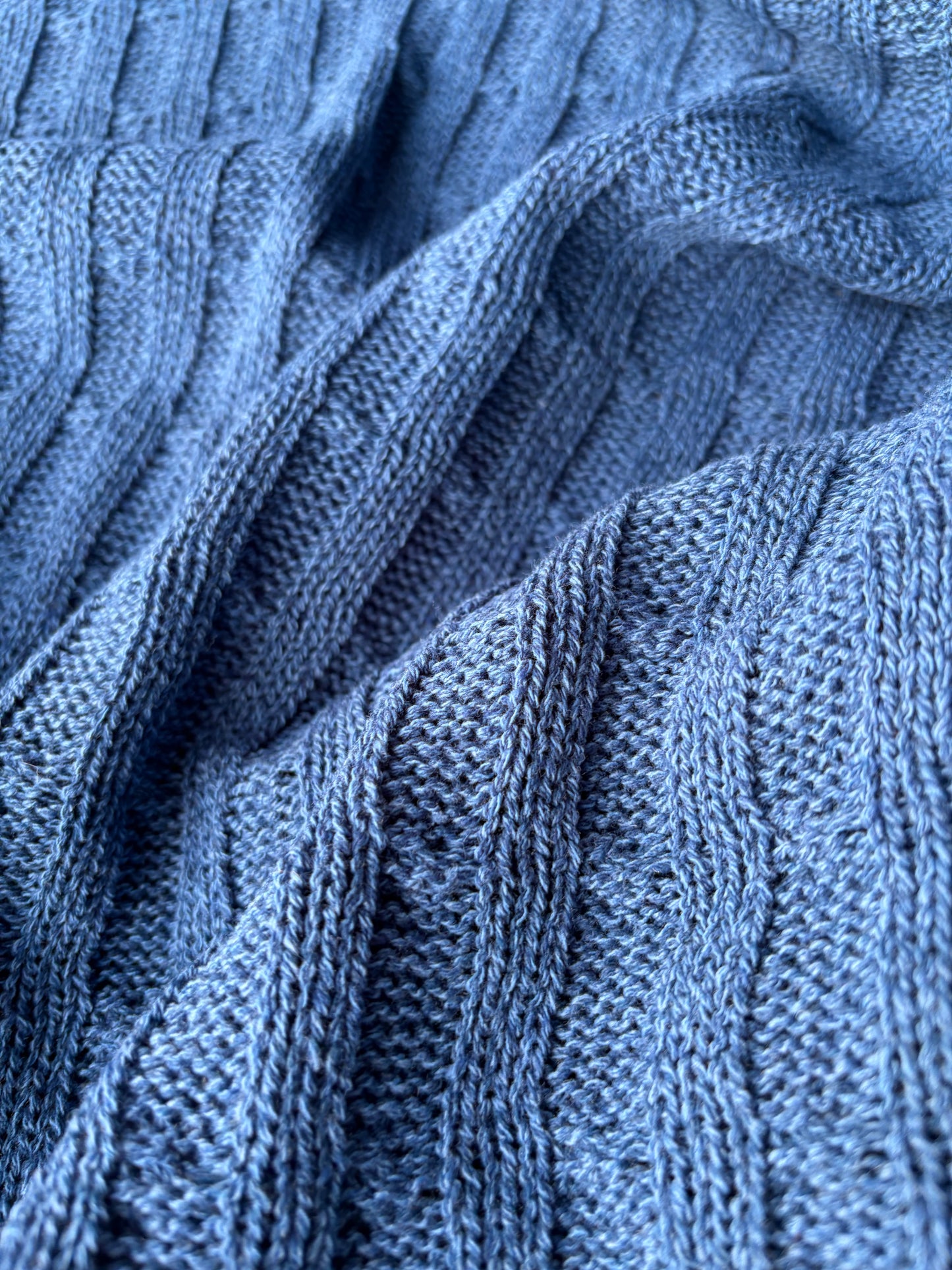 FELICE 012 azur coloured knitted cable cotton/wool