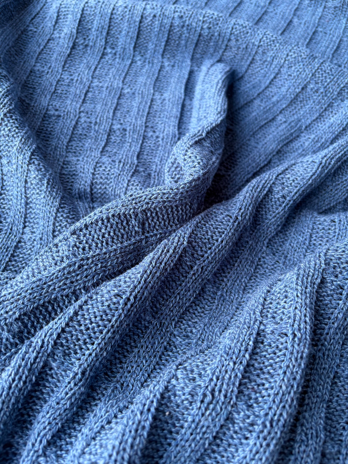 FELICE 012 azur coloured knitted cable cotton/wool