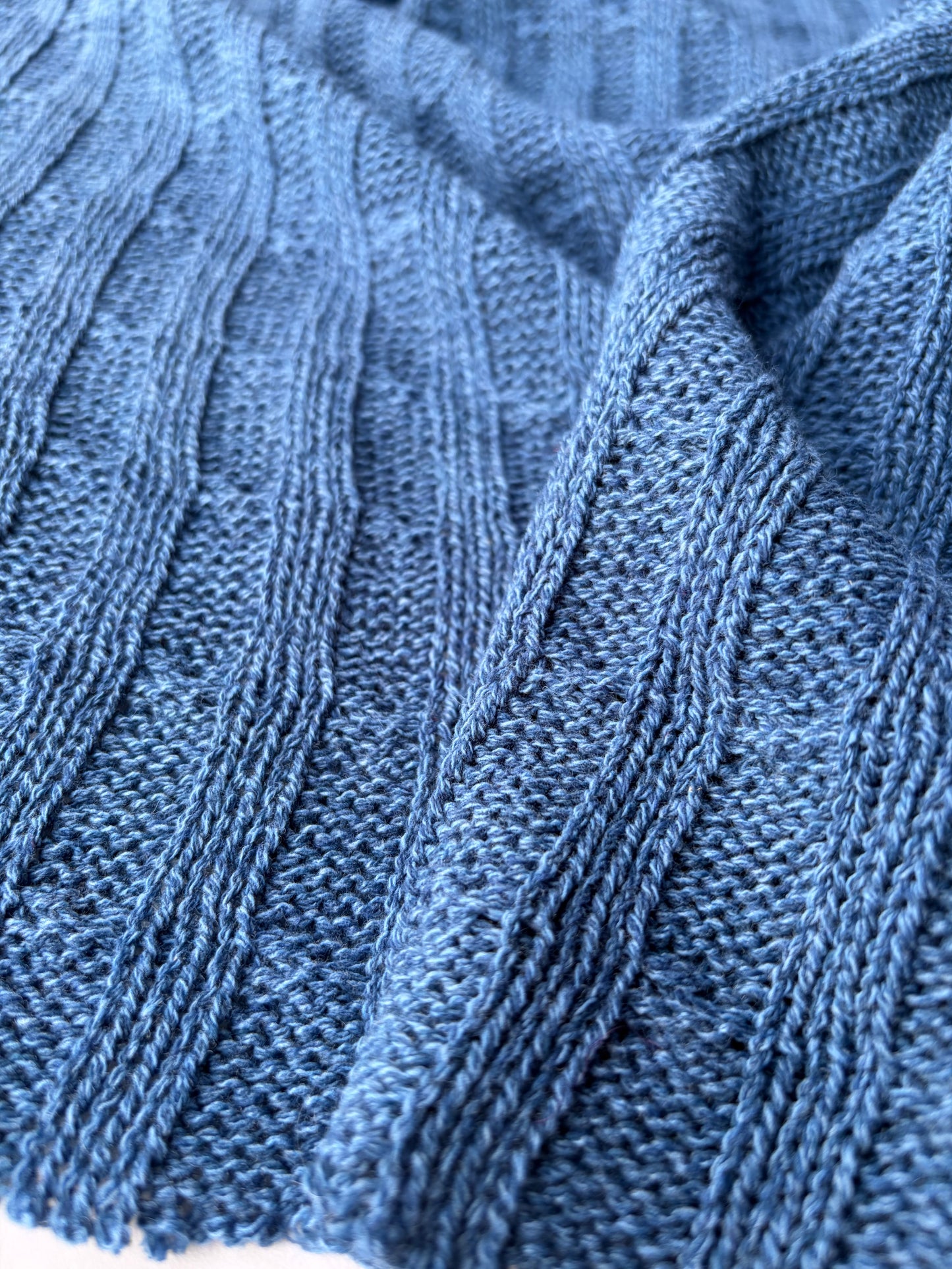 FELICE 012 azur coloured knitted cable cotton/wool