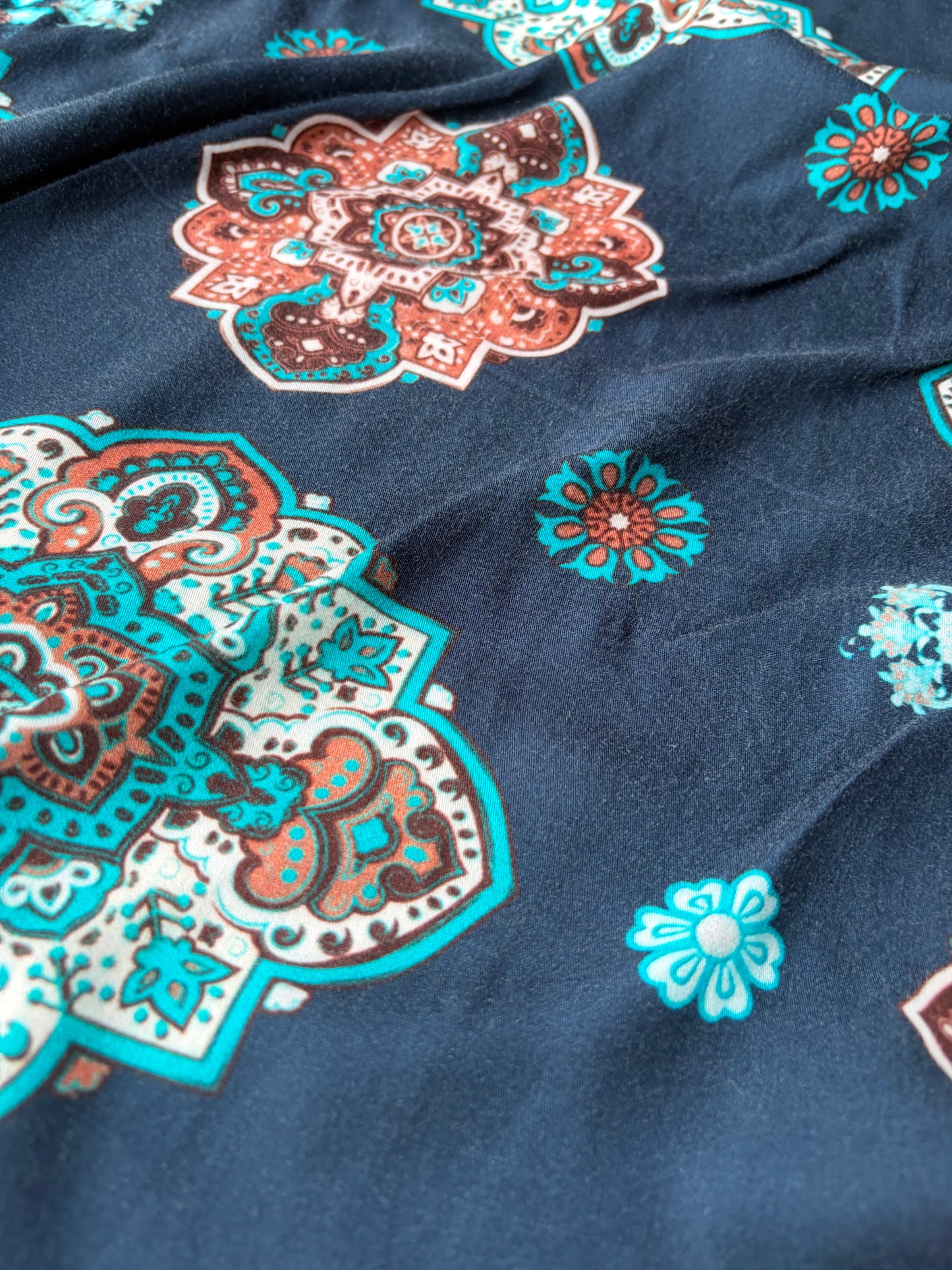 FELICE 013 viscose navy/turquoise/brown medaillion print