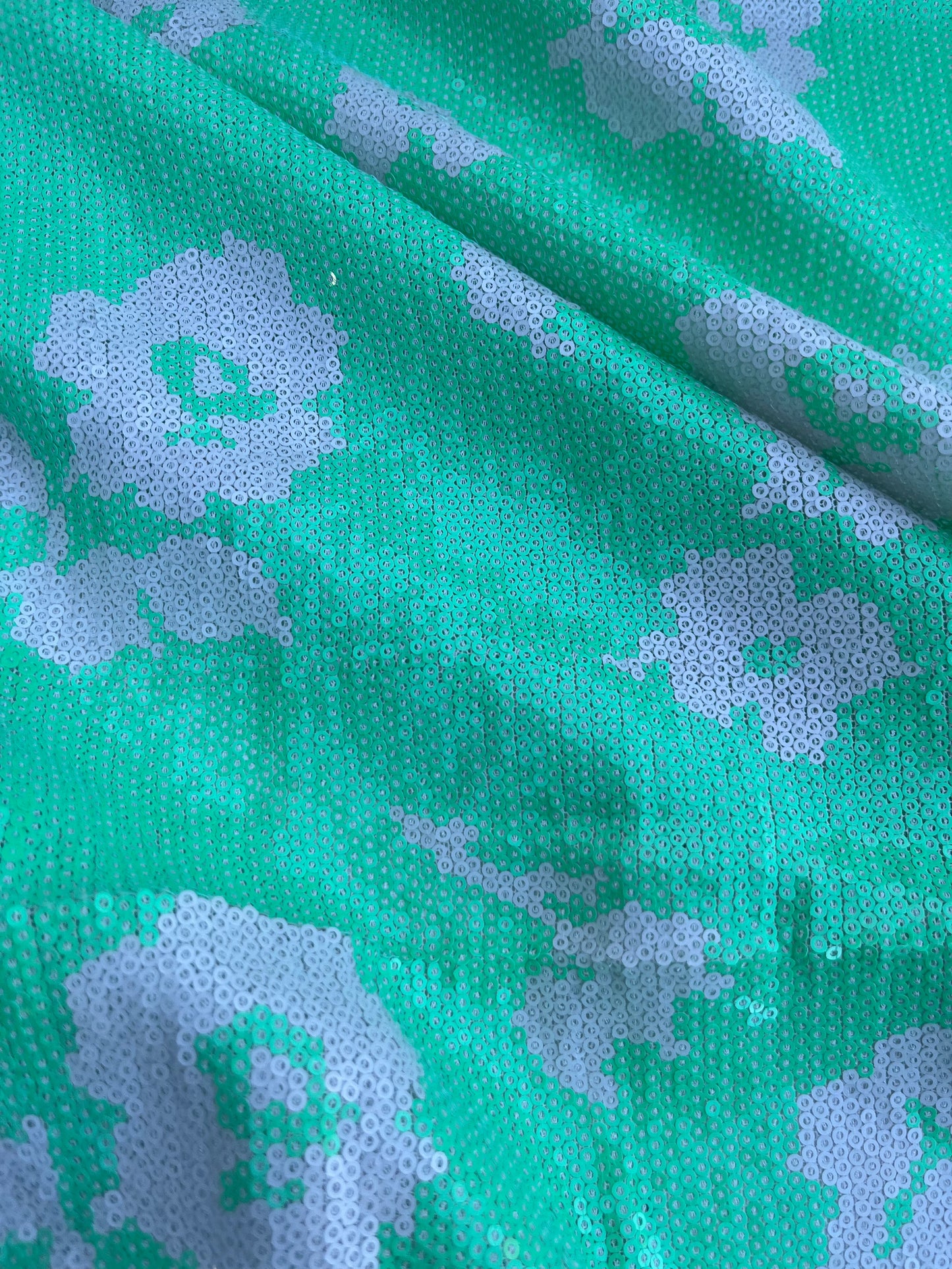 NENA 019 mesh sequins green flowers