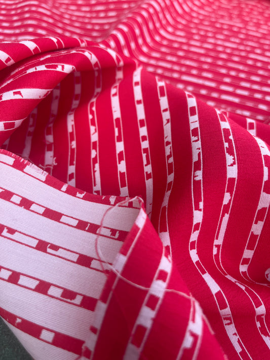 Blandine 032 cotton stretch jacquard red/white