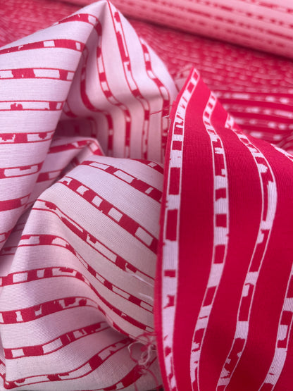 Blandine 032 cotton stretch jacquard red/white