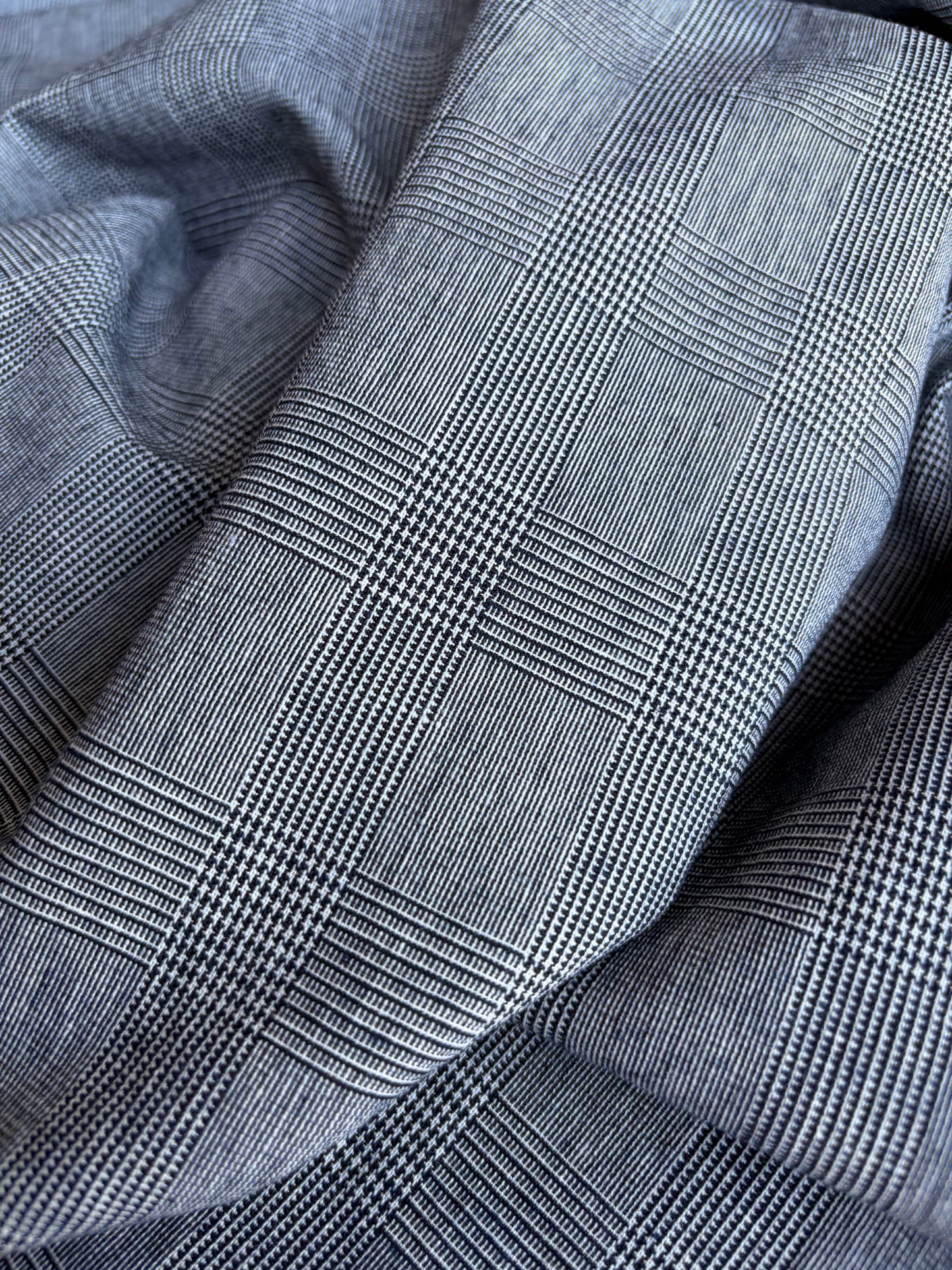 CELIA 037 cotton/linnen houndstooth navy/white