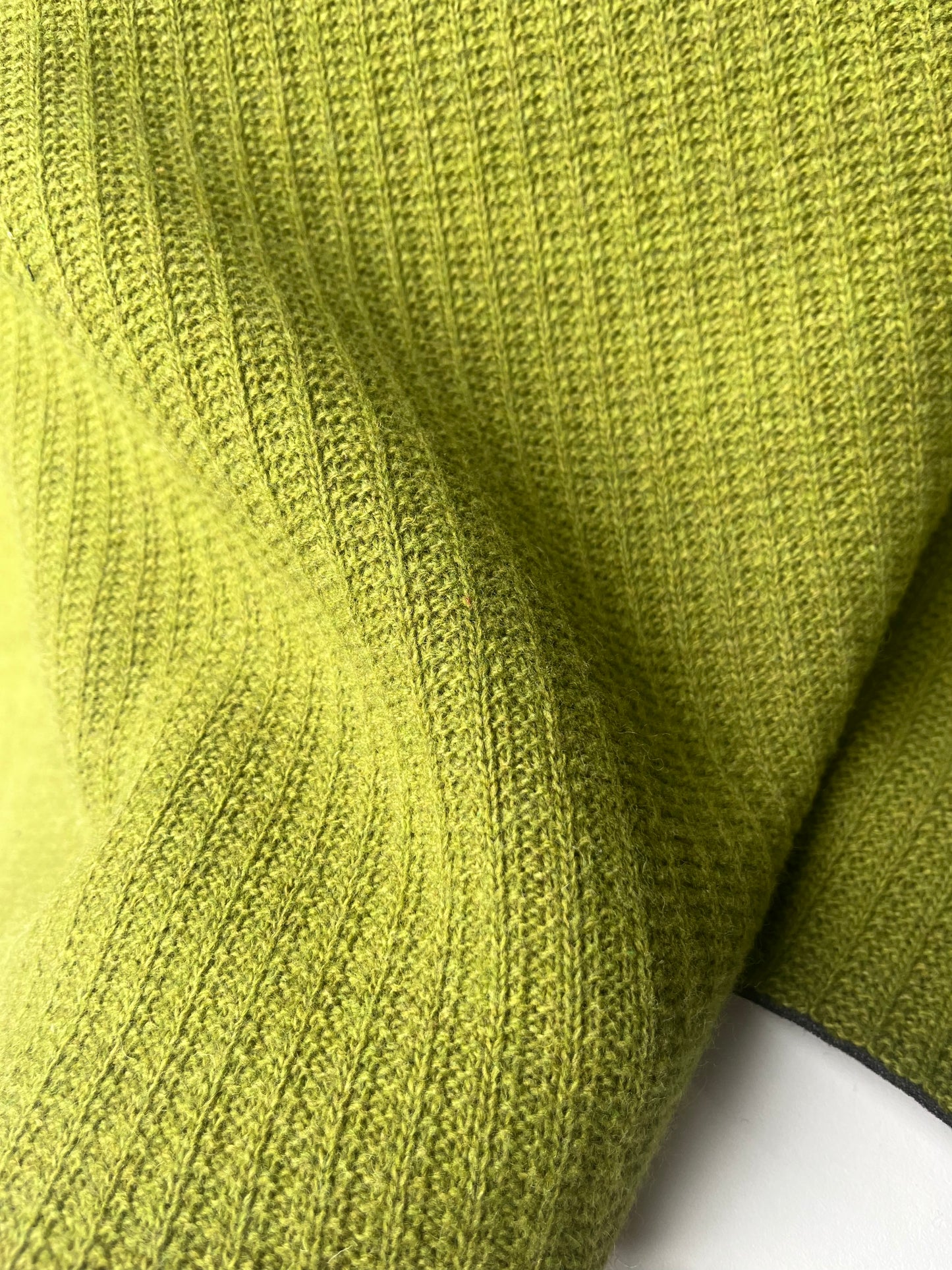 PABLO 010 wool jersey cable structure double face  olive green