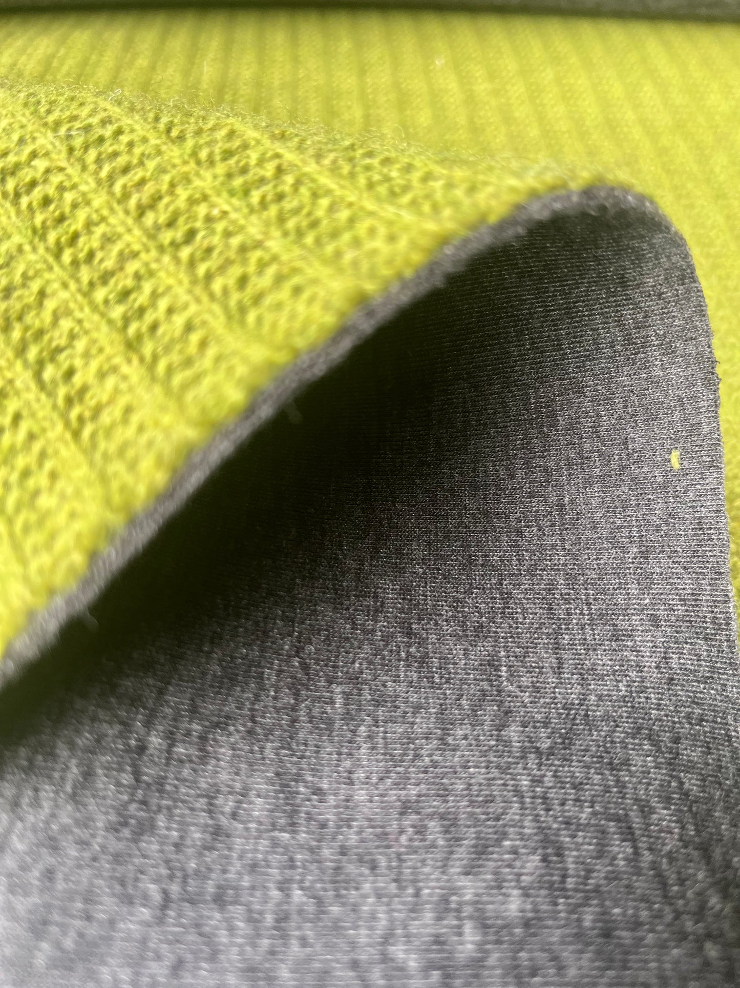 PABLO 010 wool jersey cable structure double face  olive green