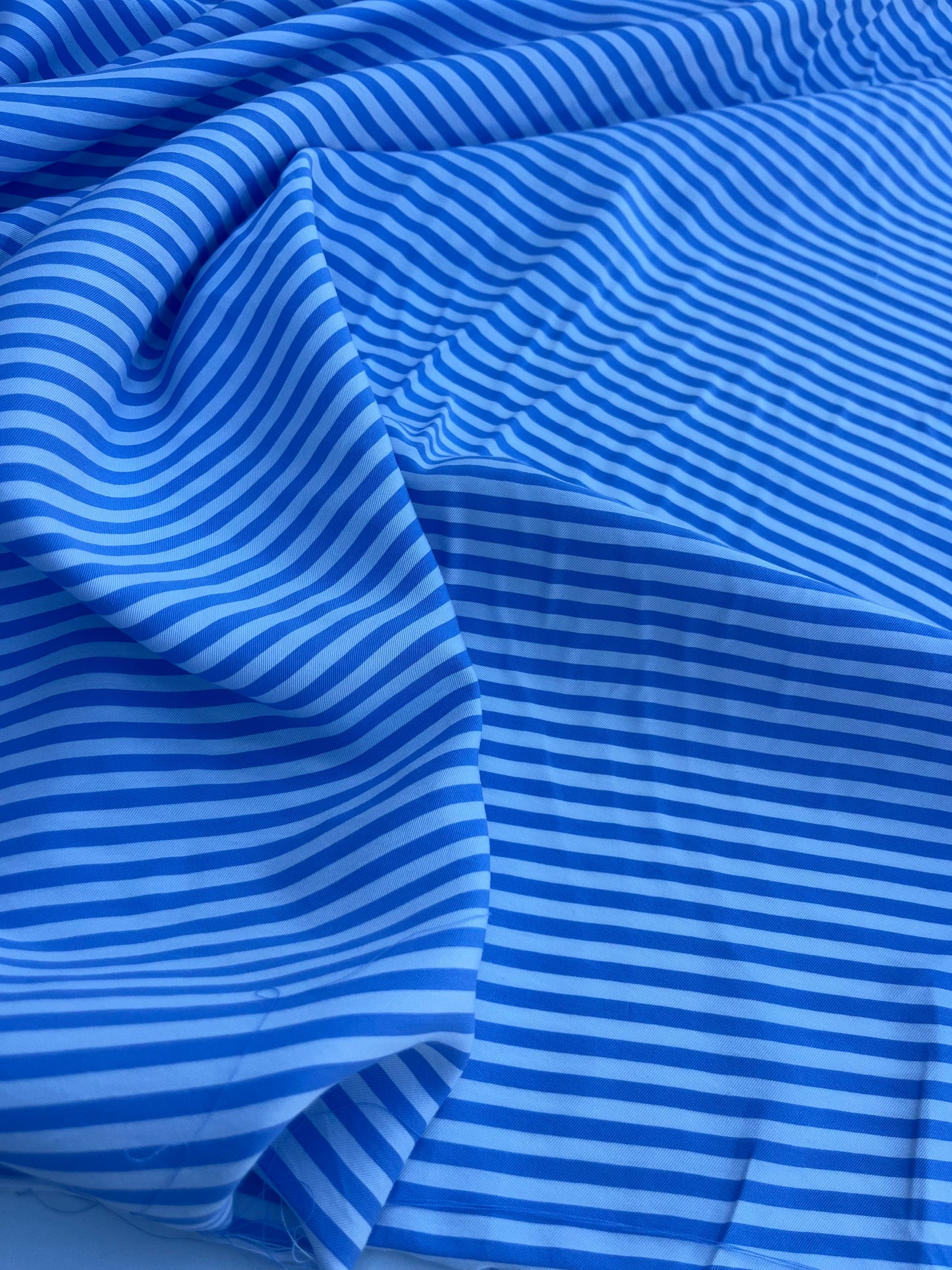 NENA 032 colourwoven cotton stripe classical shirting blue