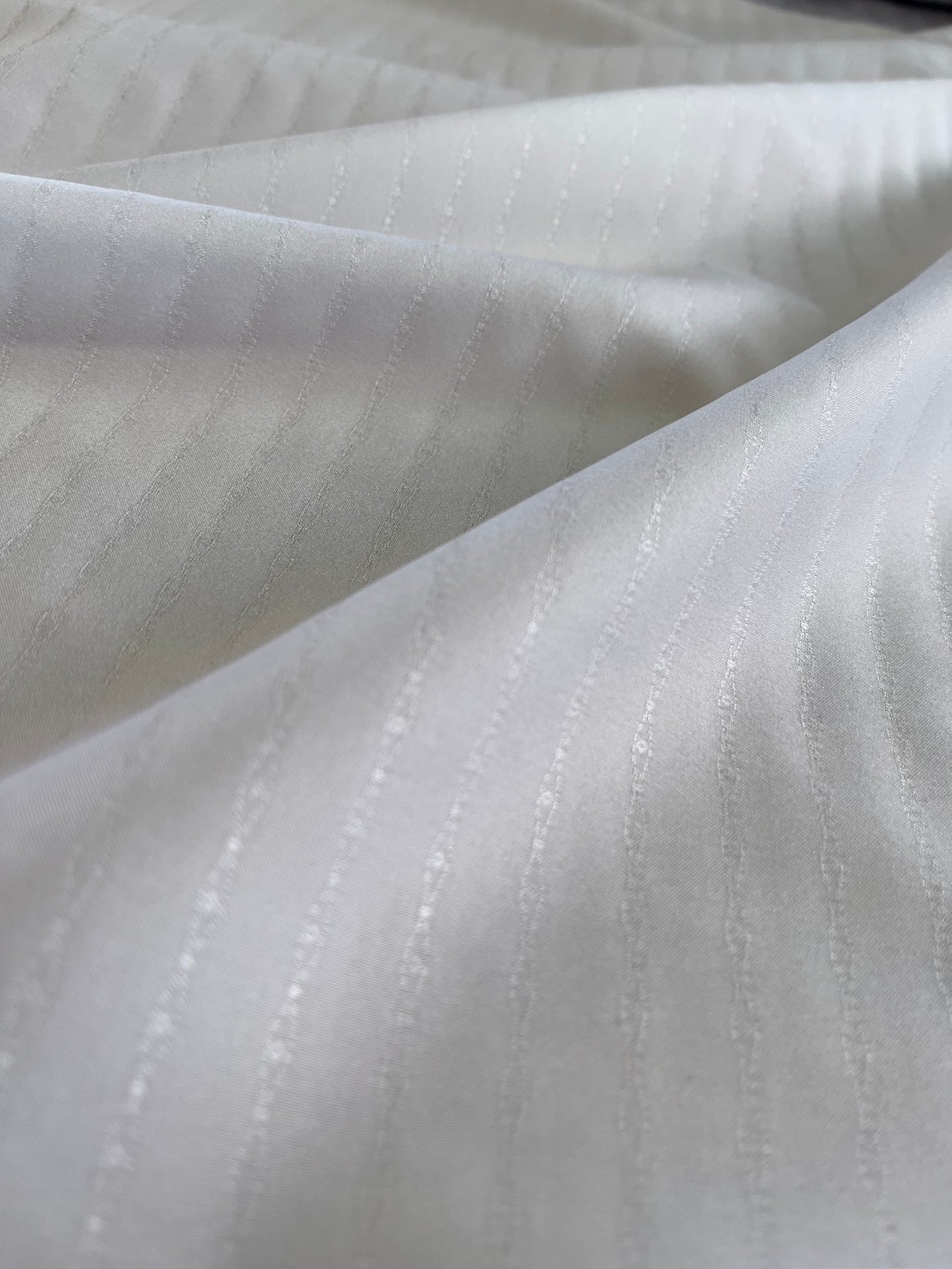 E 02 Fantasy blouse fabric optical white