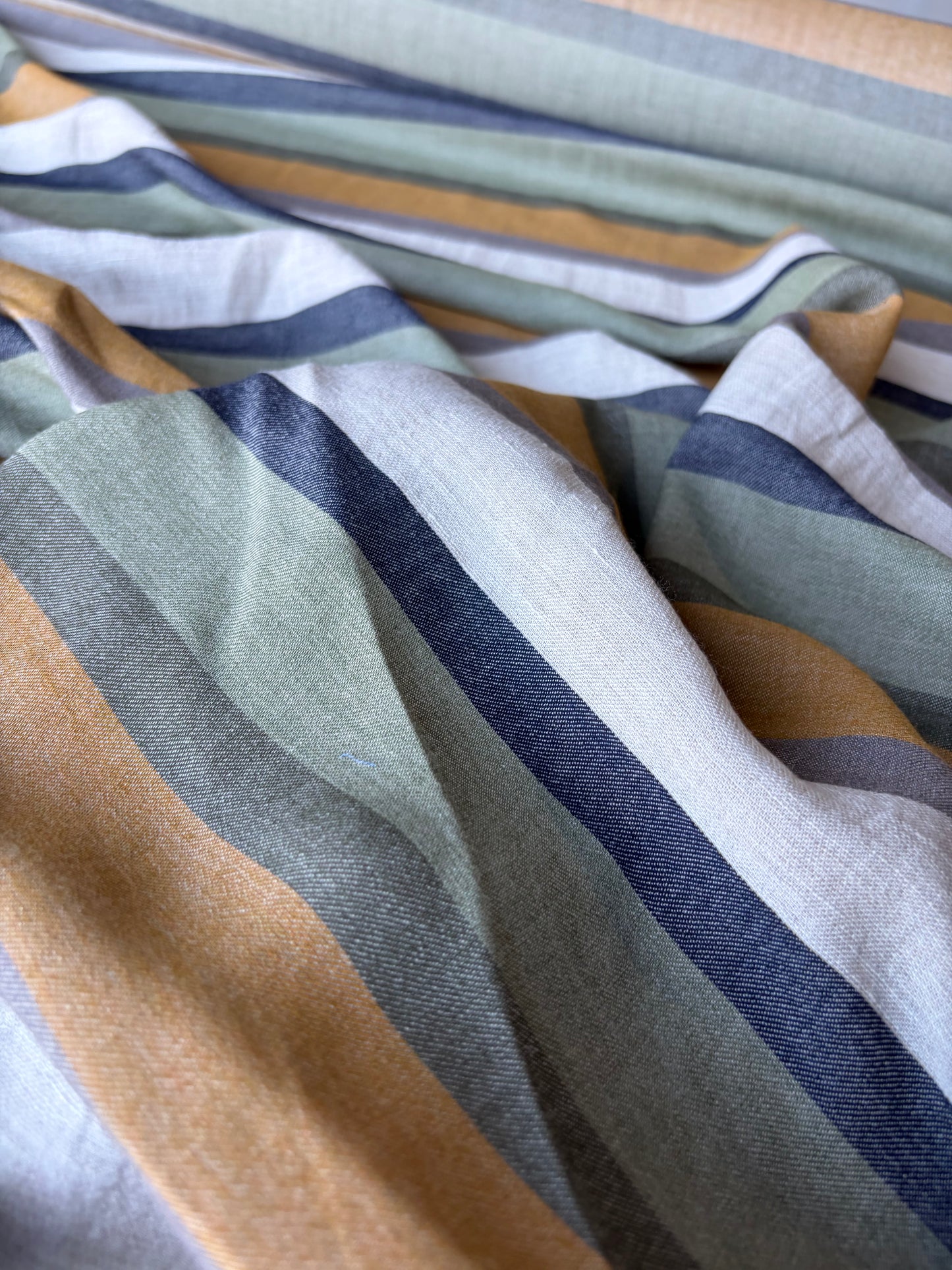 CELIA 050 midweight cotton/linen jacquard stripe navy/camel