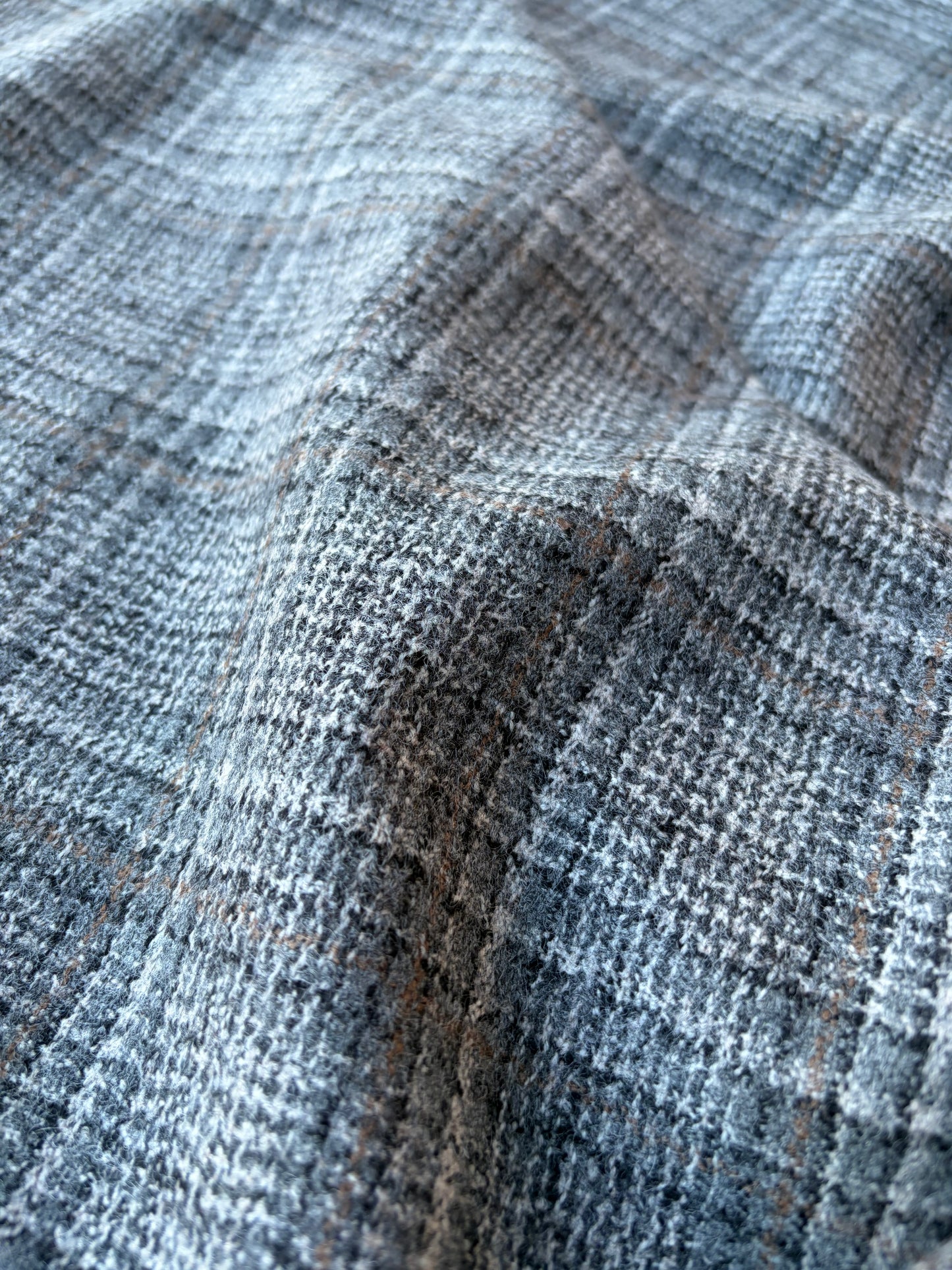 GAIL 010 classical checkered shetland wool