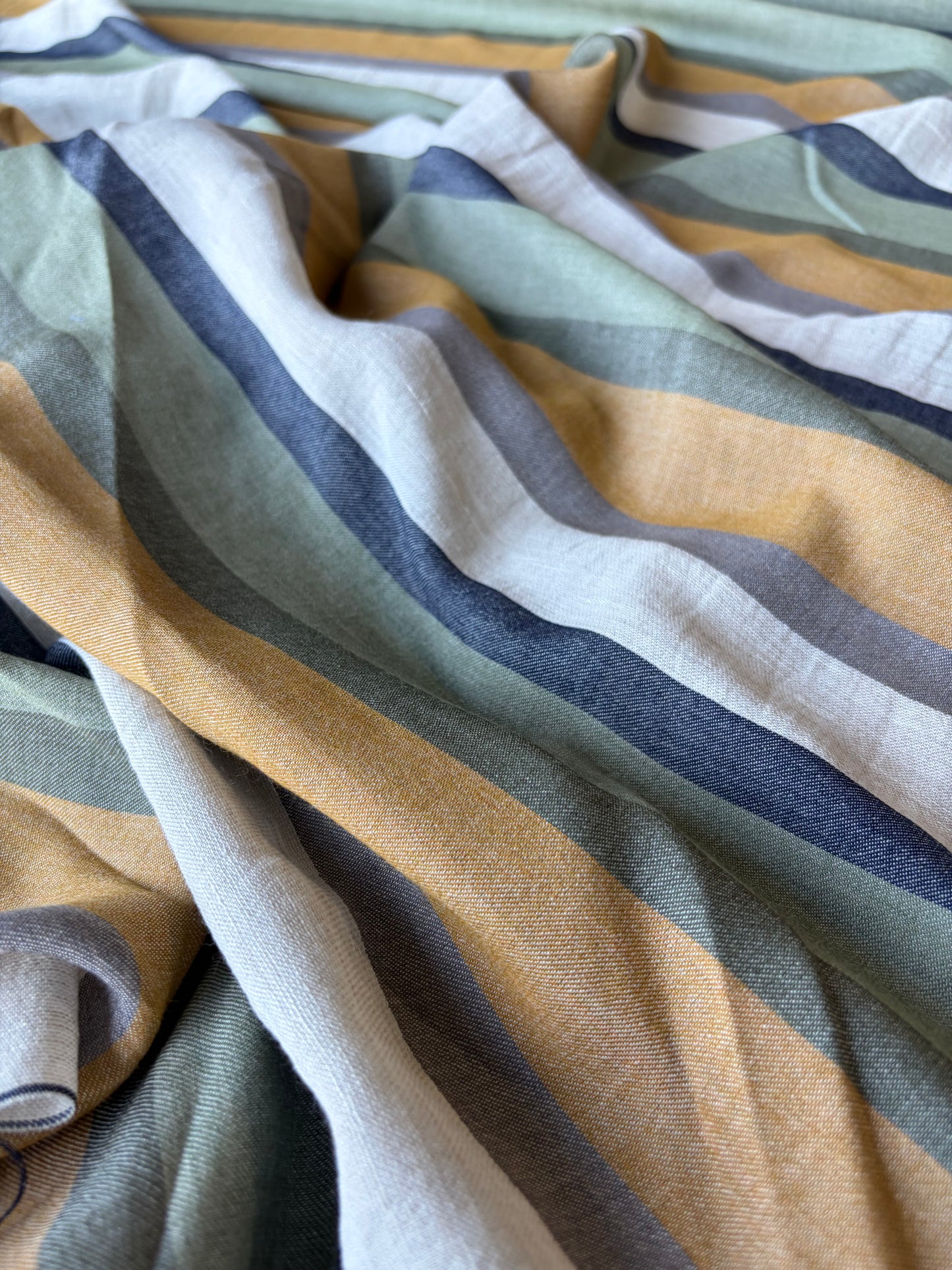 CELIA 050 midweight cotton/linen jacquard stripe navy/camel