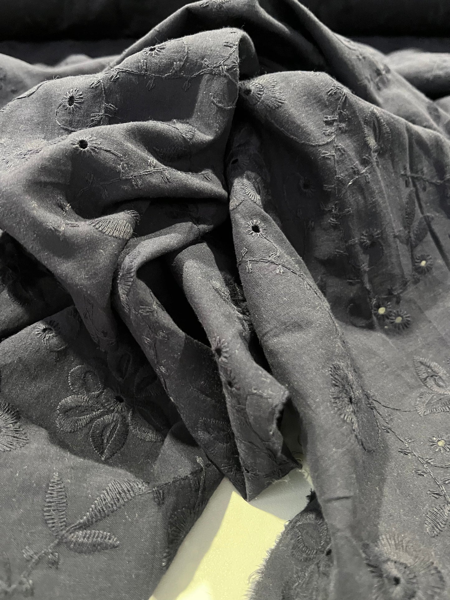 Soft Origin 021 broderie Anglaise navy