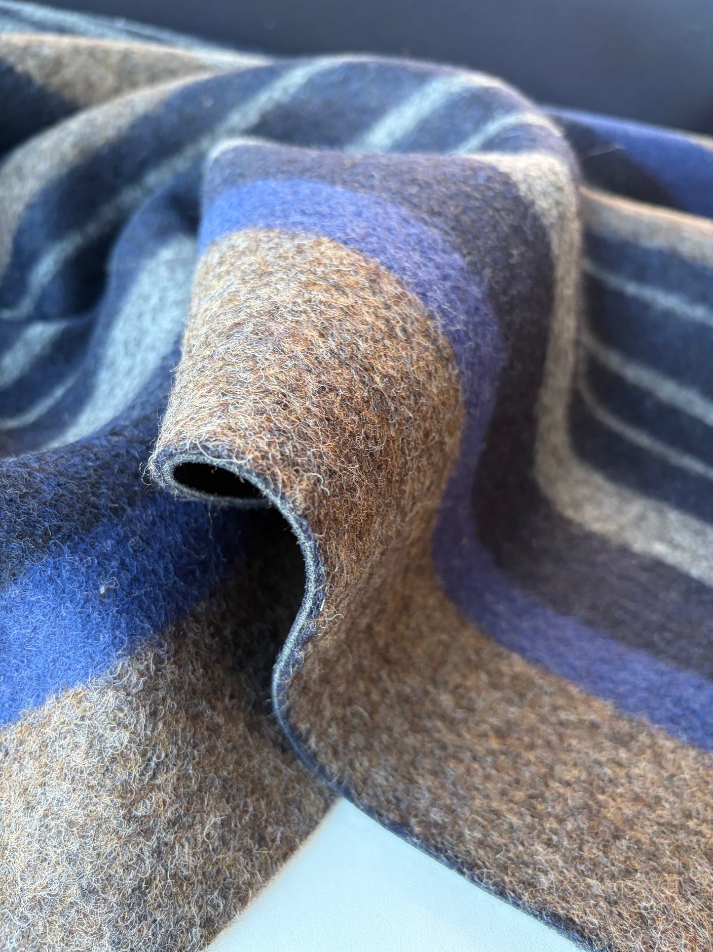GAIL 012 striped wool/ néoprène double face