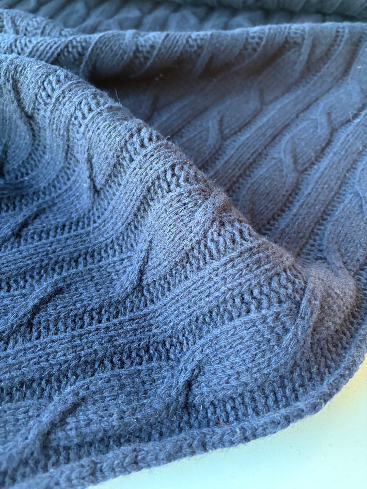 GAIL 013 navy coloured knitted cable cotton/wool