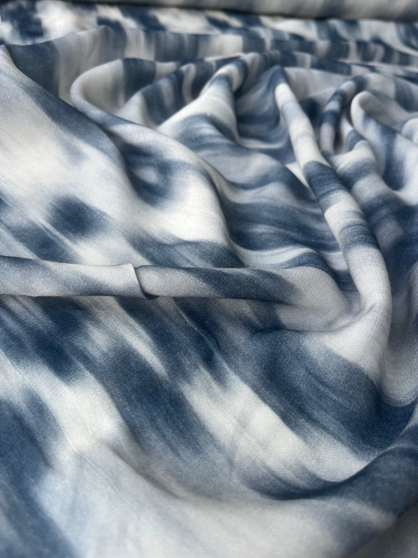 MAYA 015 cotton voile tie-dye digital in,digo/grey/off white