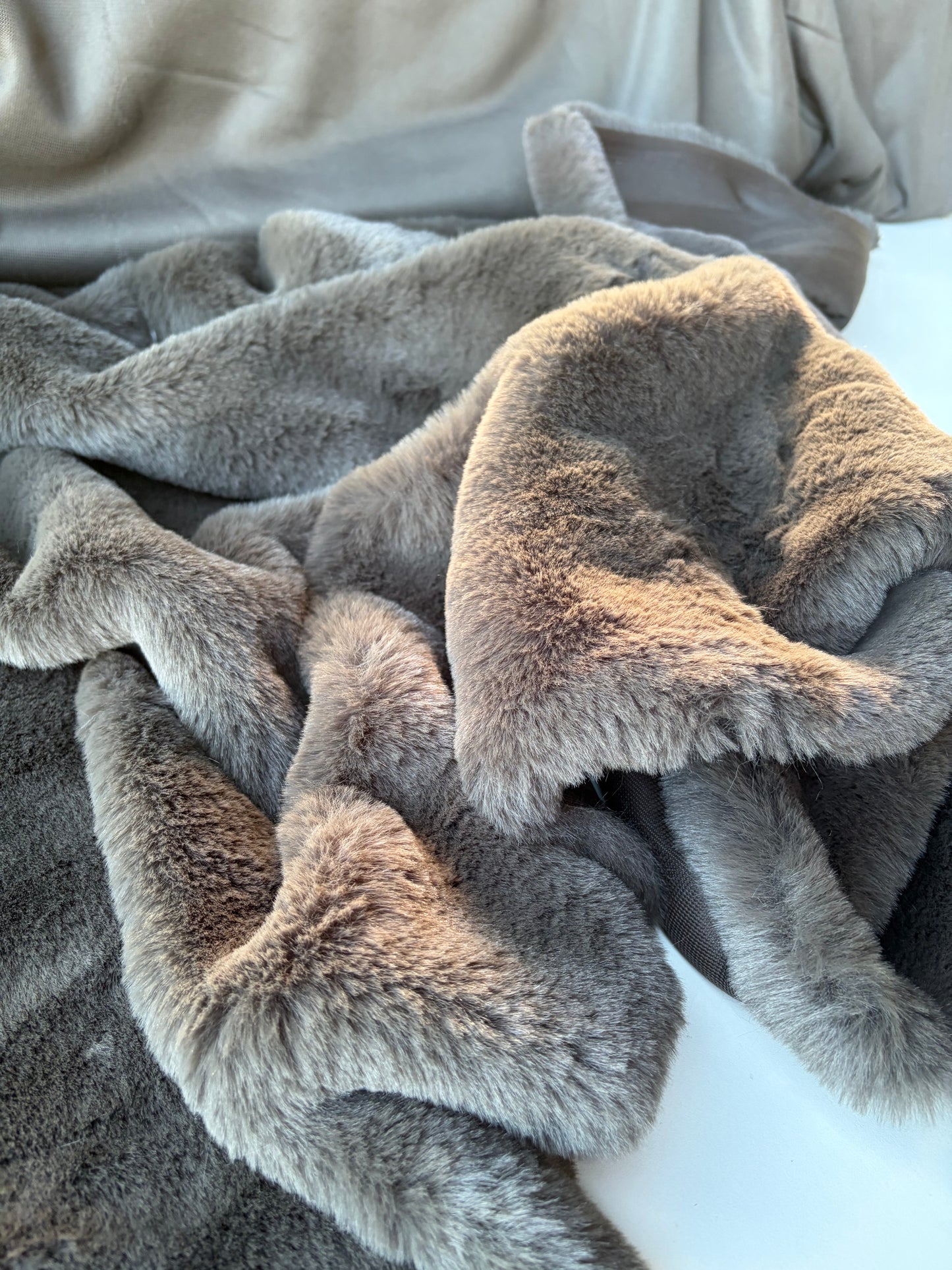 GAIL 016 ecopeliche taupe