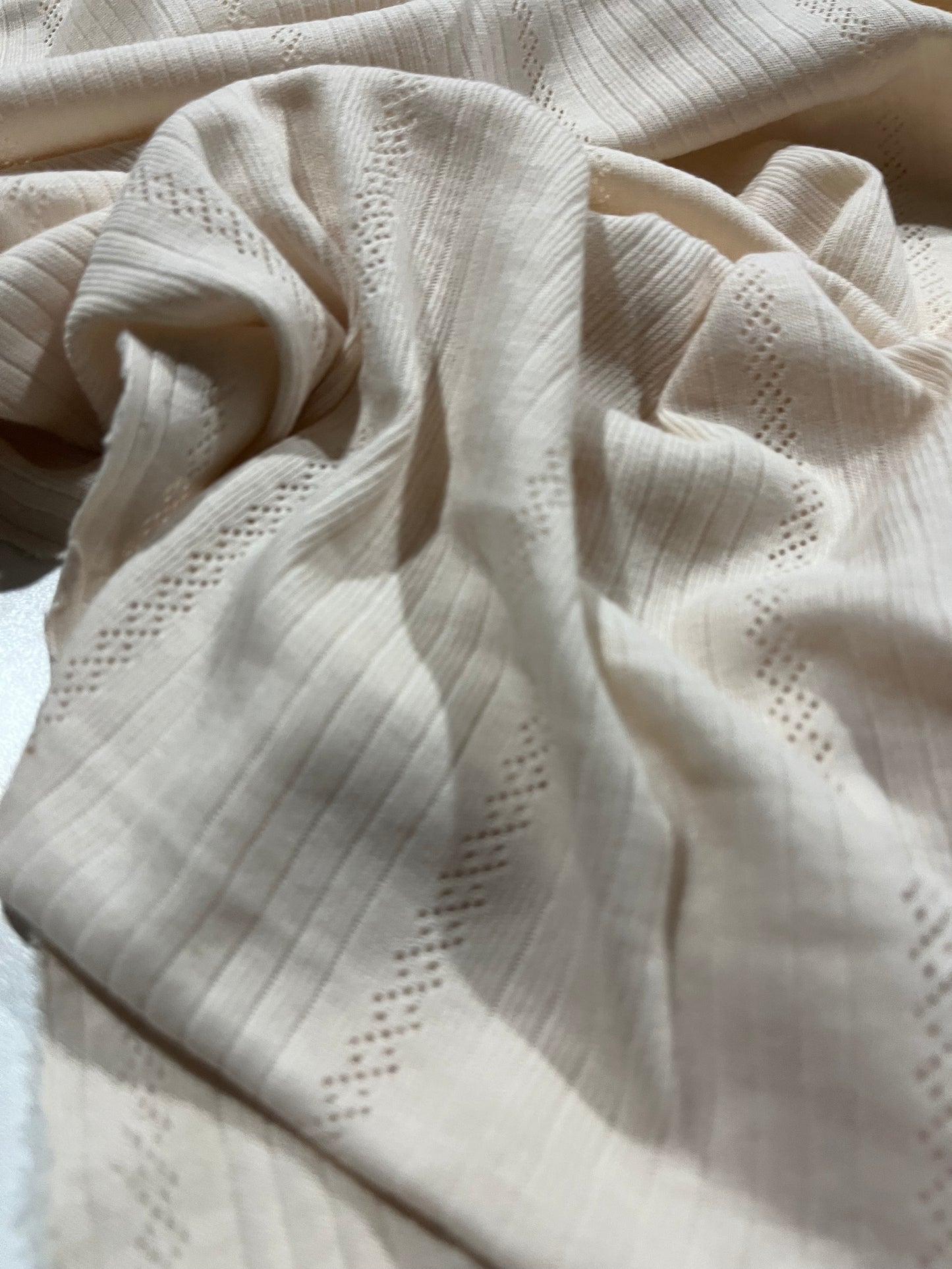 Soft Origin 027 cotton jersey ajouré cream