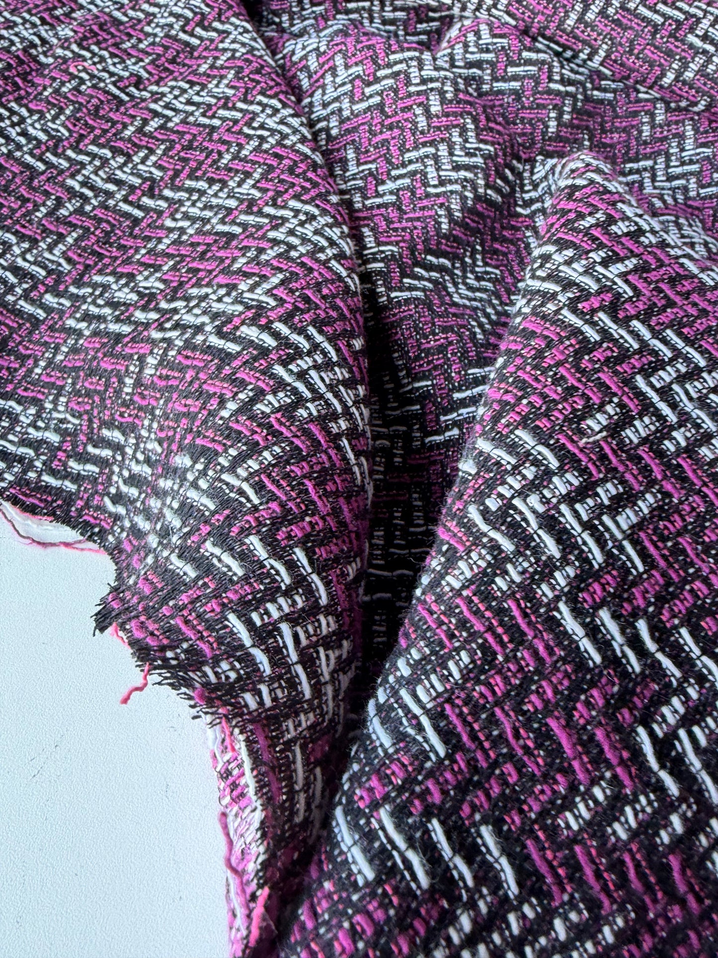 CELIA 054 cot jacquard tweed black/pink