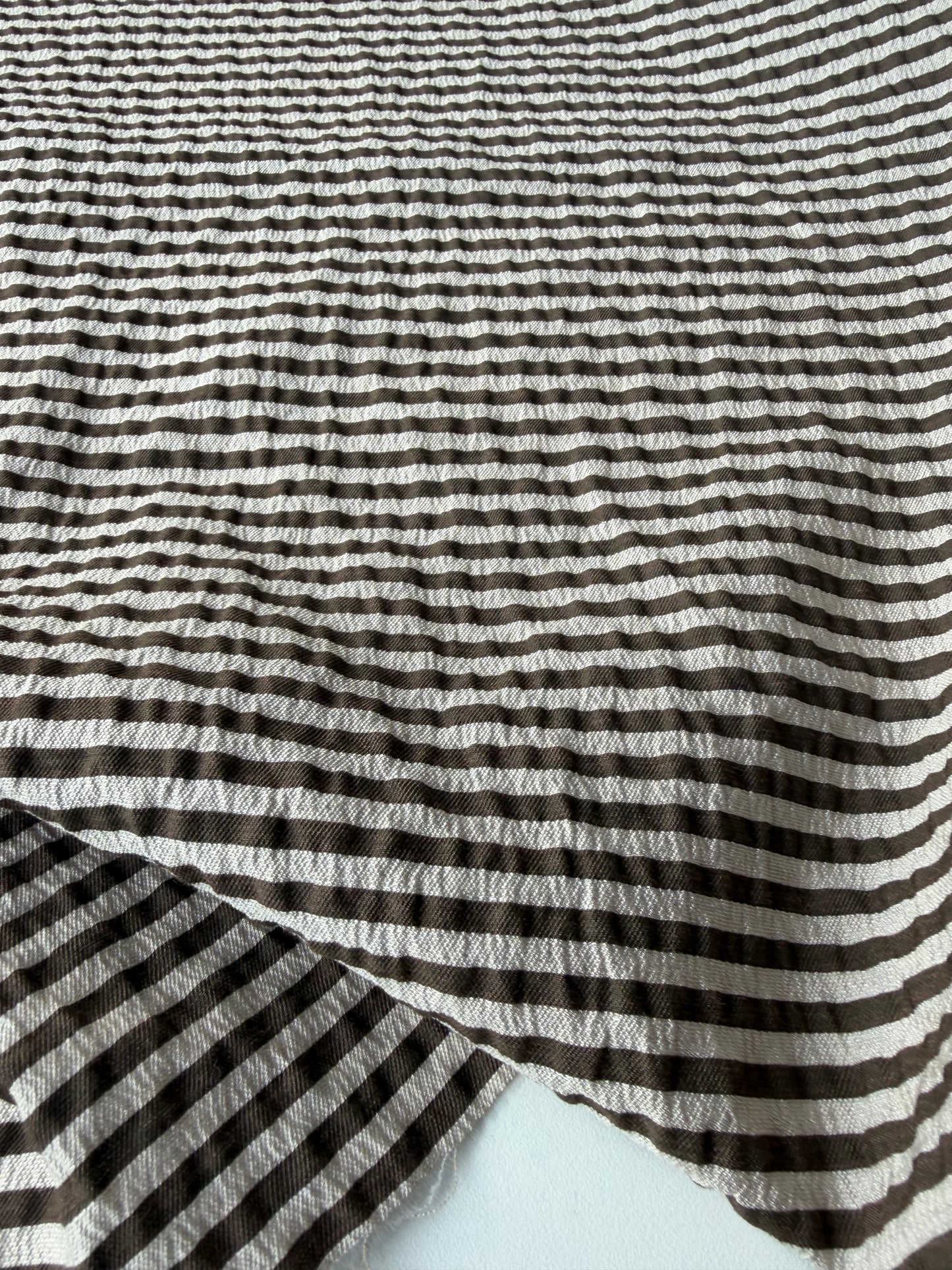 JEAN 006 viscose seersucker stripes brown/ecru