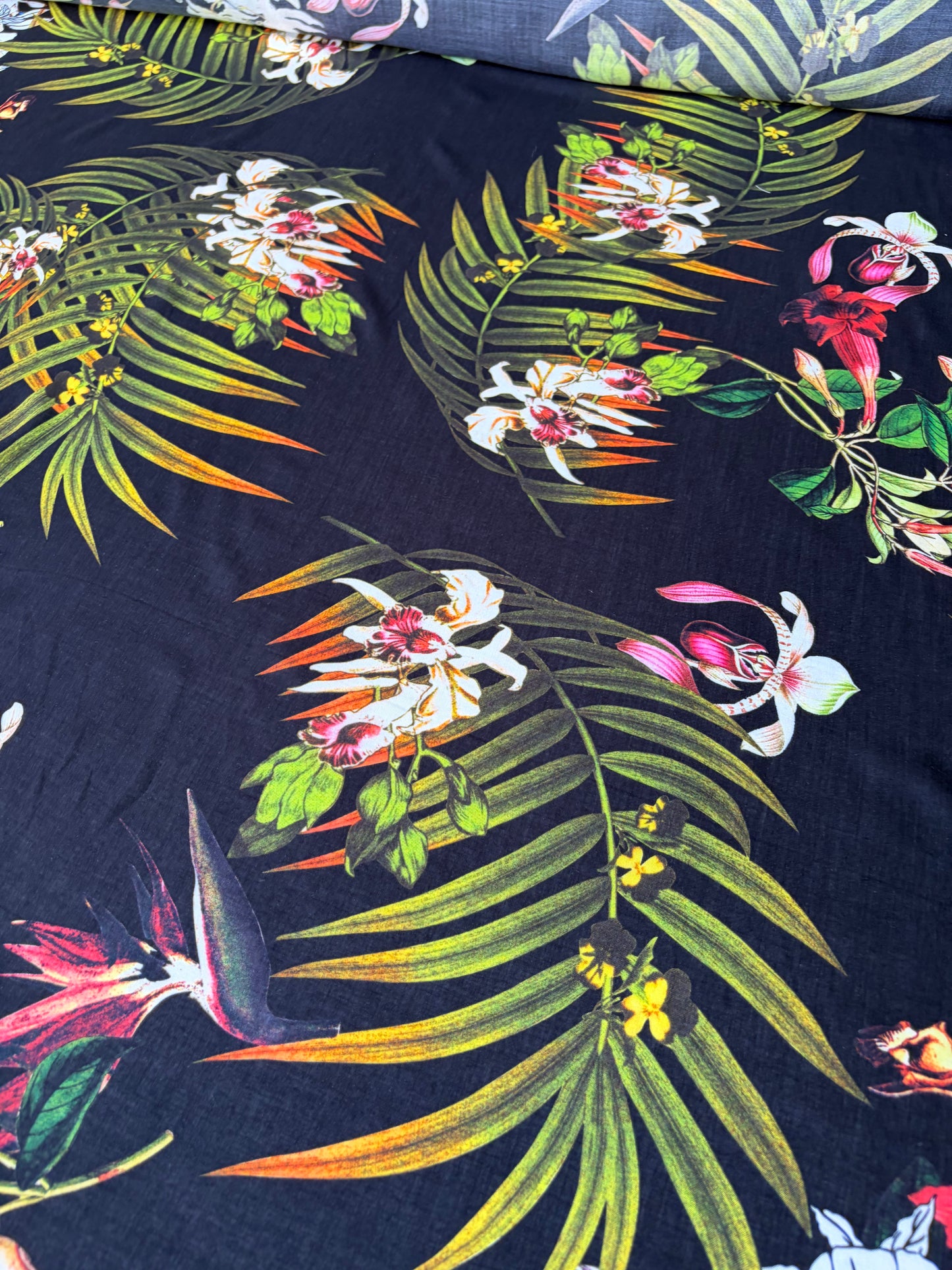 GAIL 023 viscose jungle print