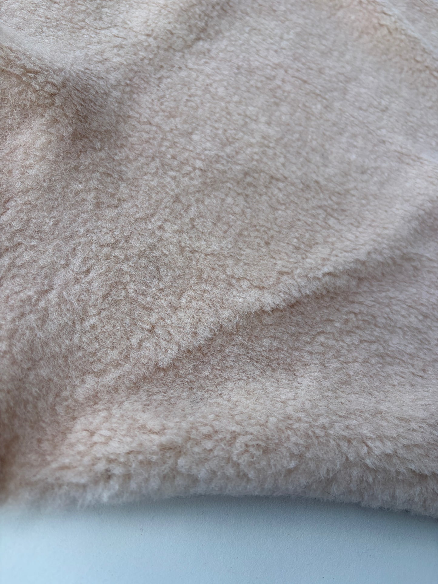 GAIL 026 sand colouredwool bouclette