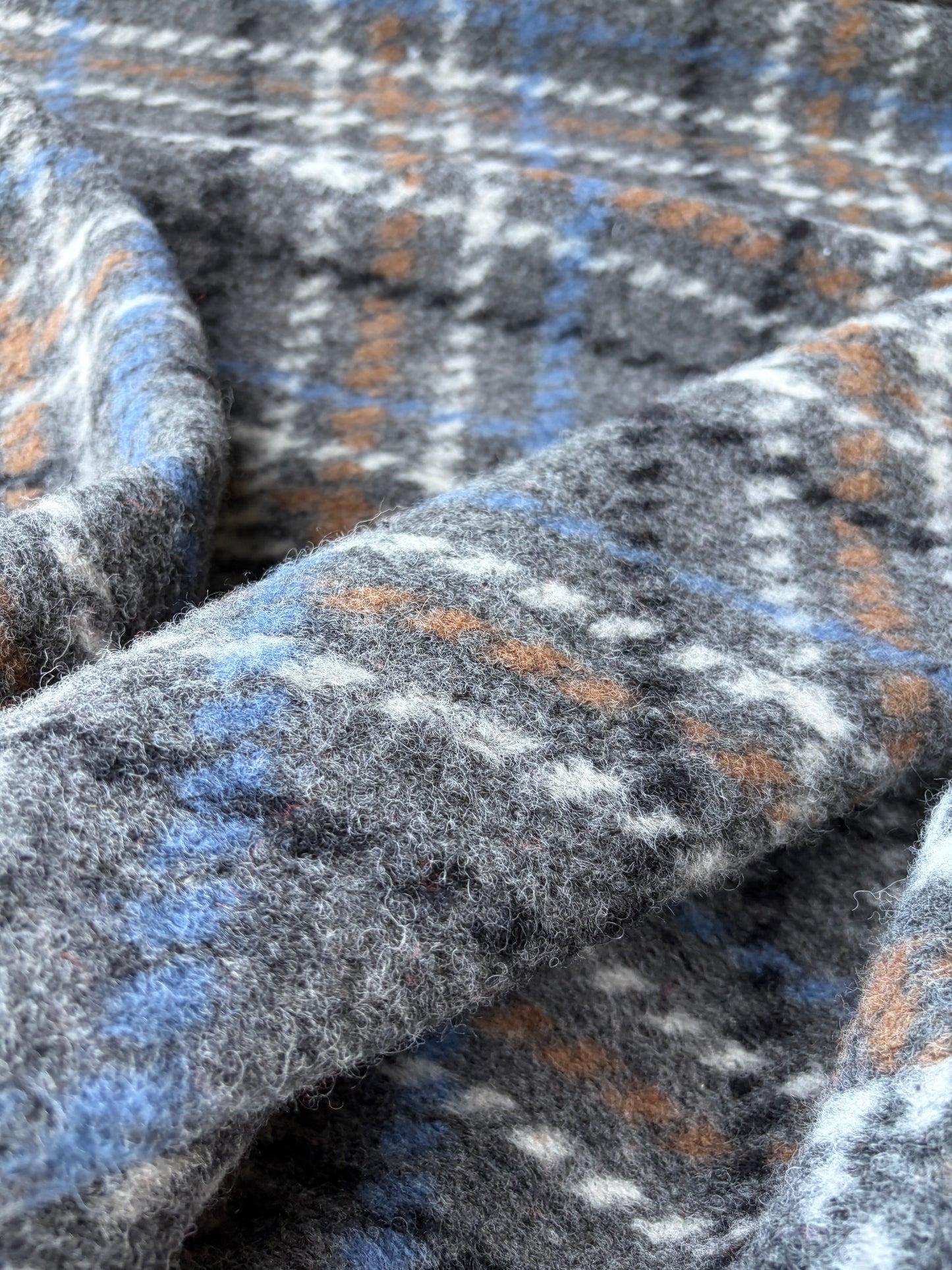 GAIL 027 heavy boiled wool check grey/camel/blue