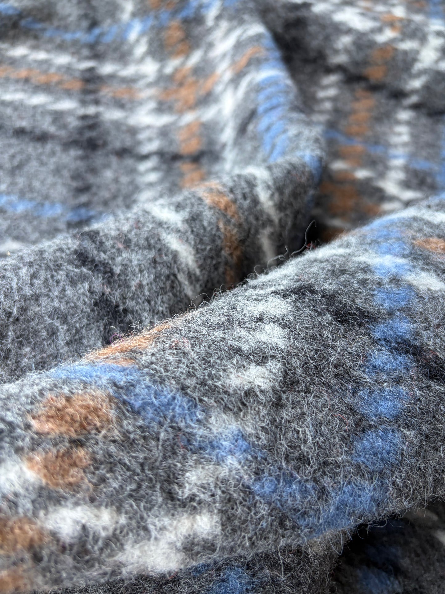 GAIL 027 heavy boiled wool check grey/camel/blue