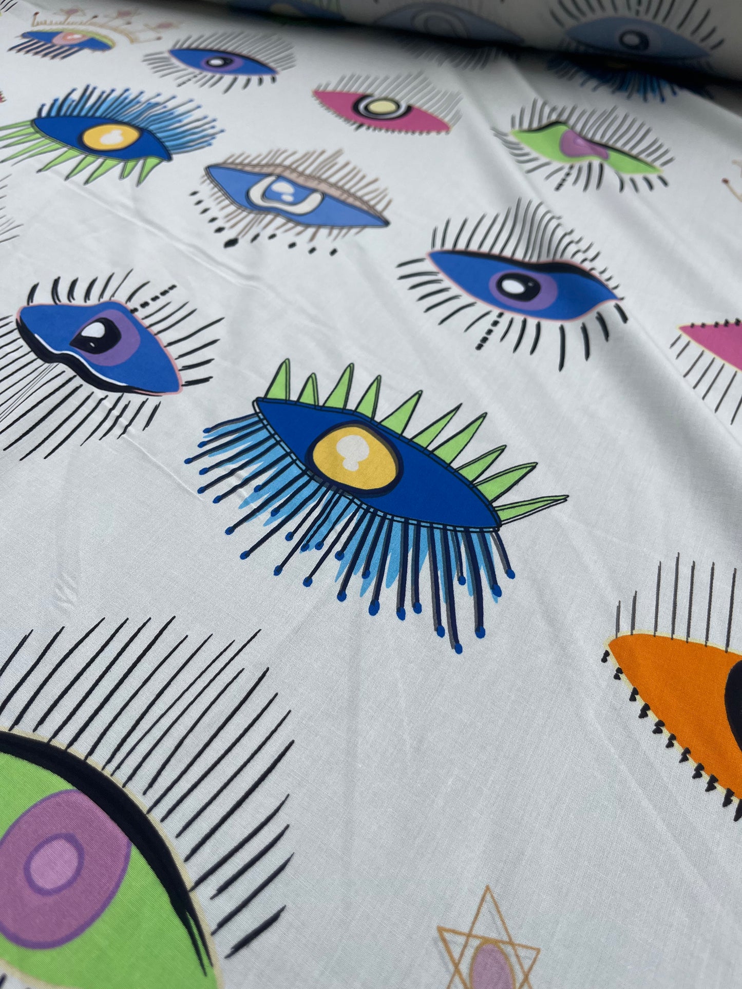 Boniface 006 viscose eyes cobalt blue/pink