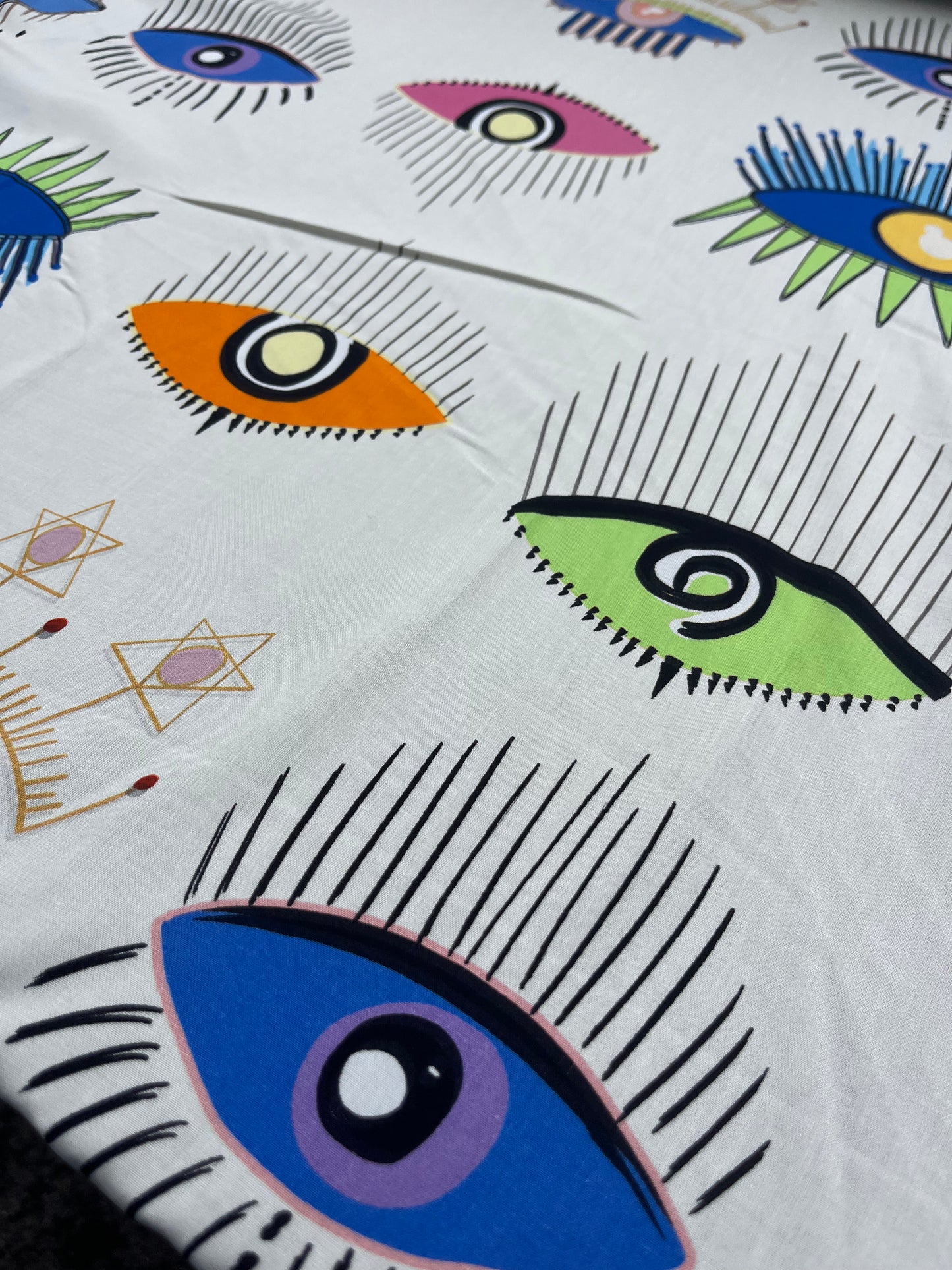 Boniface 006 viscose eyes cobalt blue/pink
