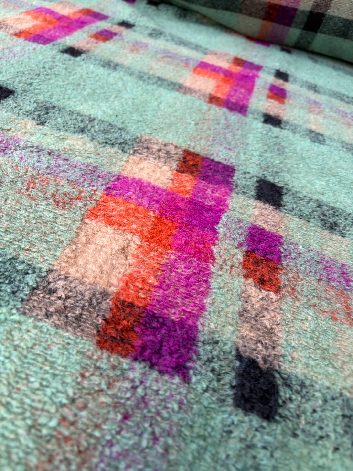 GAIL 028 heavy boiled wool check green/fuchsia/orange