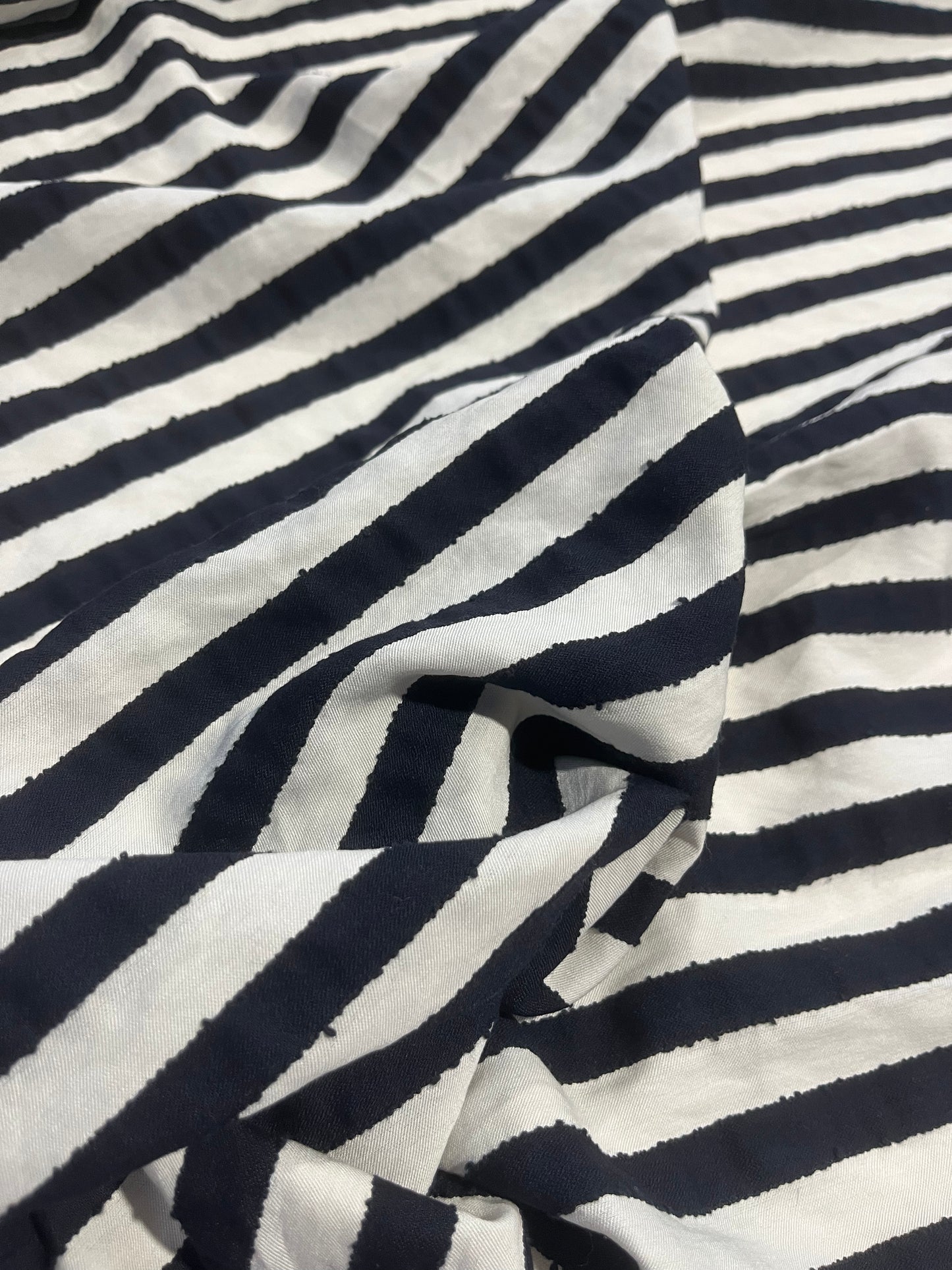 JULIA 008  colourwoven cotton stripe navy/white