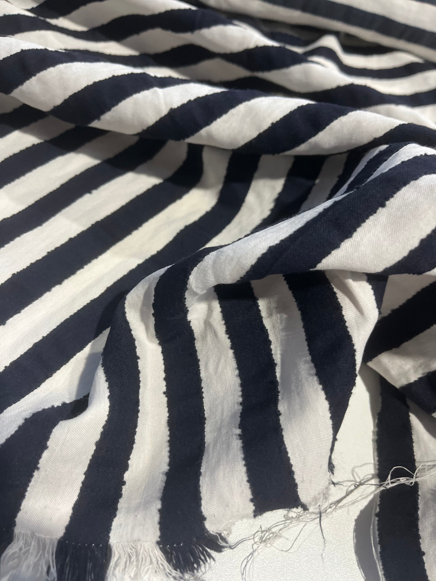 JULIA 008  colourwoven cotton stripe navy/white