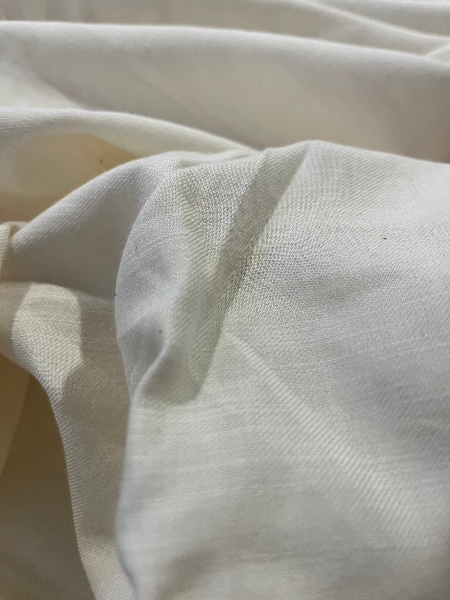 Soft Origin 043 viscose linen ivory