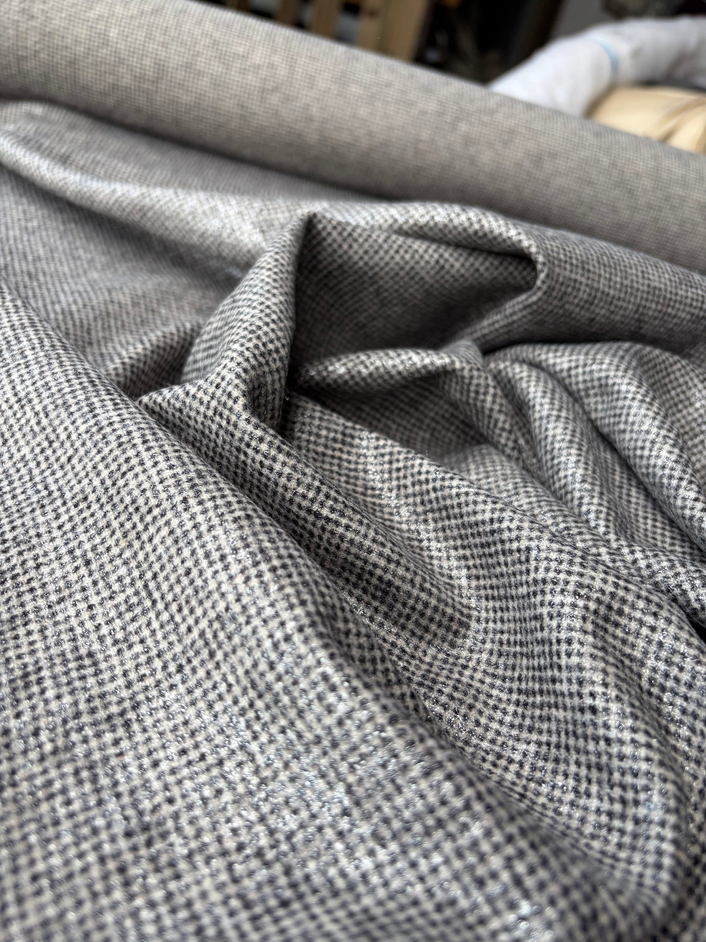 GAIL 037 checkered wool stretch with shiny coating