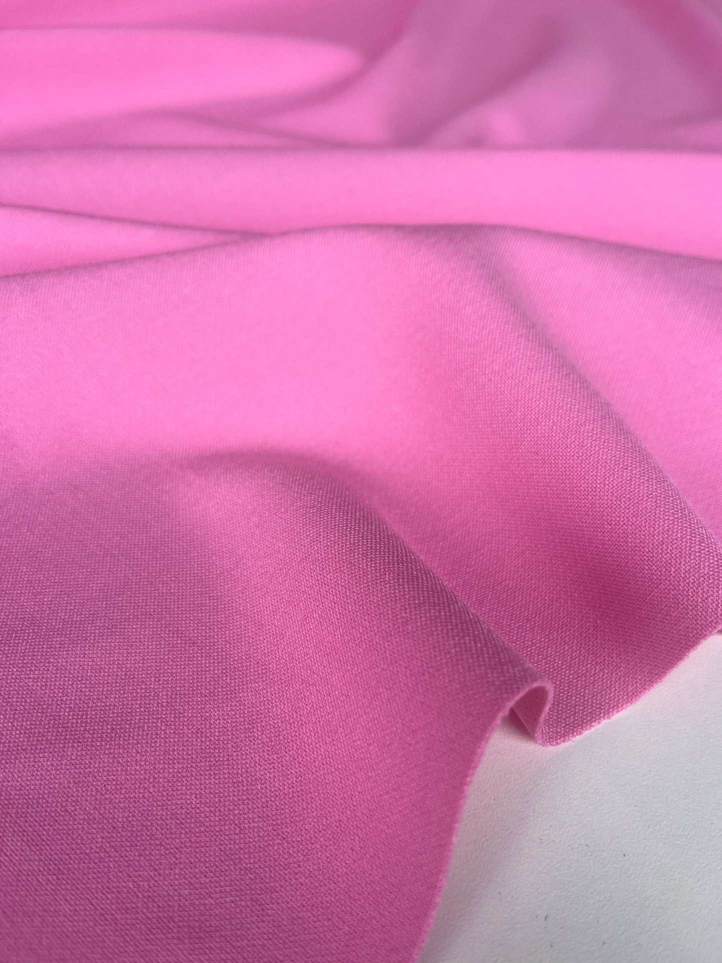 POLO 017 heavy crêpe bi stretch spun sugar