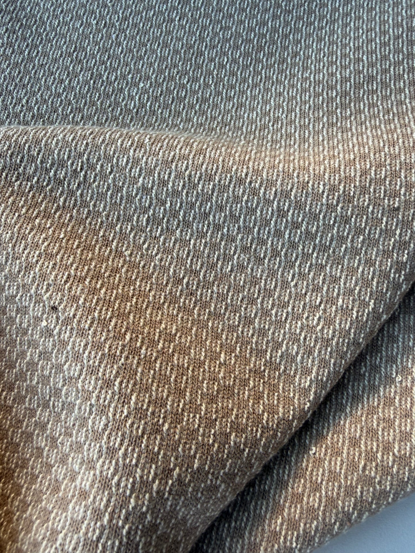 NOA 004 French Terry dark sand