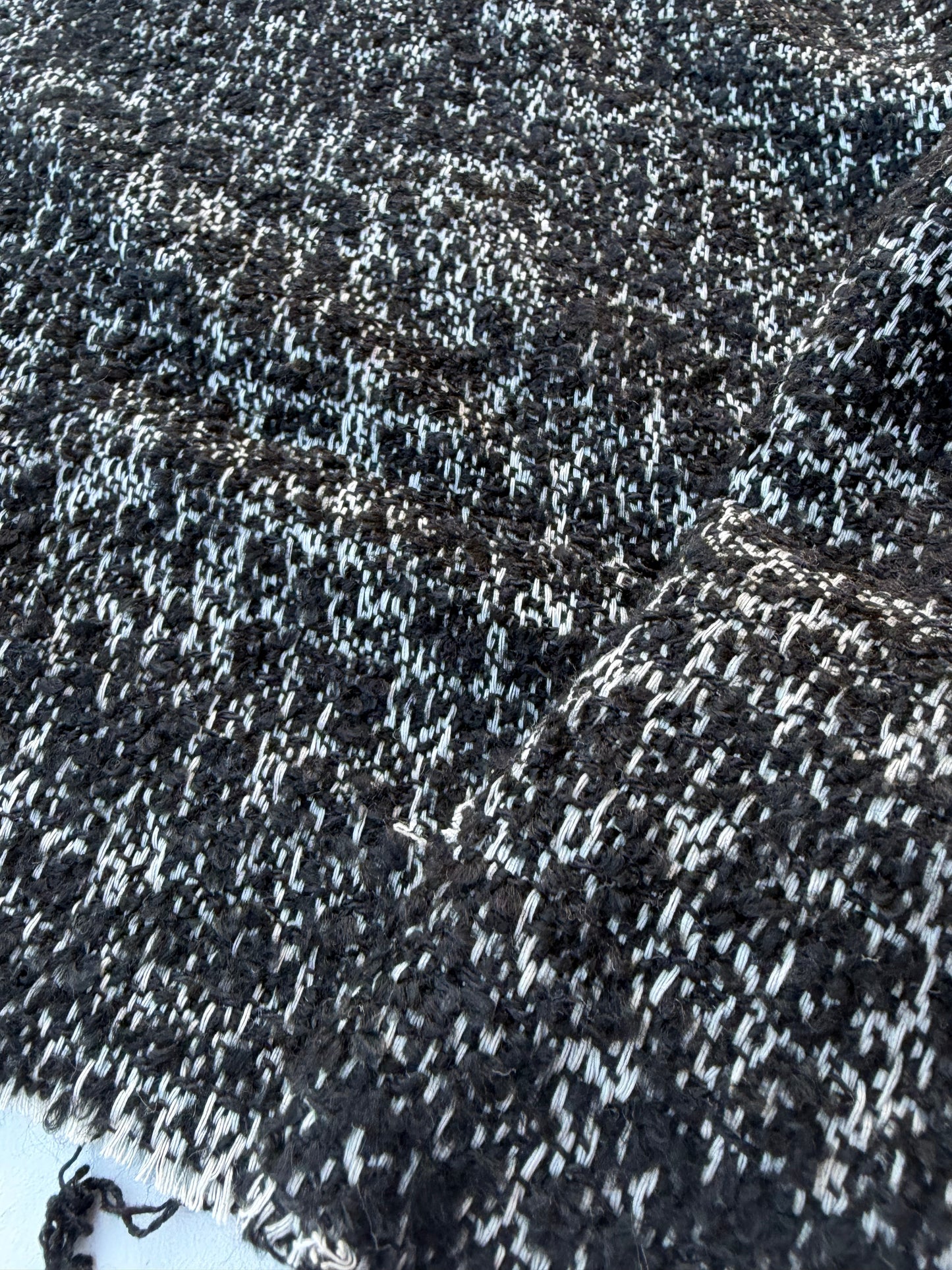NOA 007 wool tweed black
