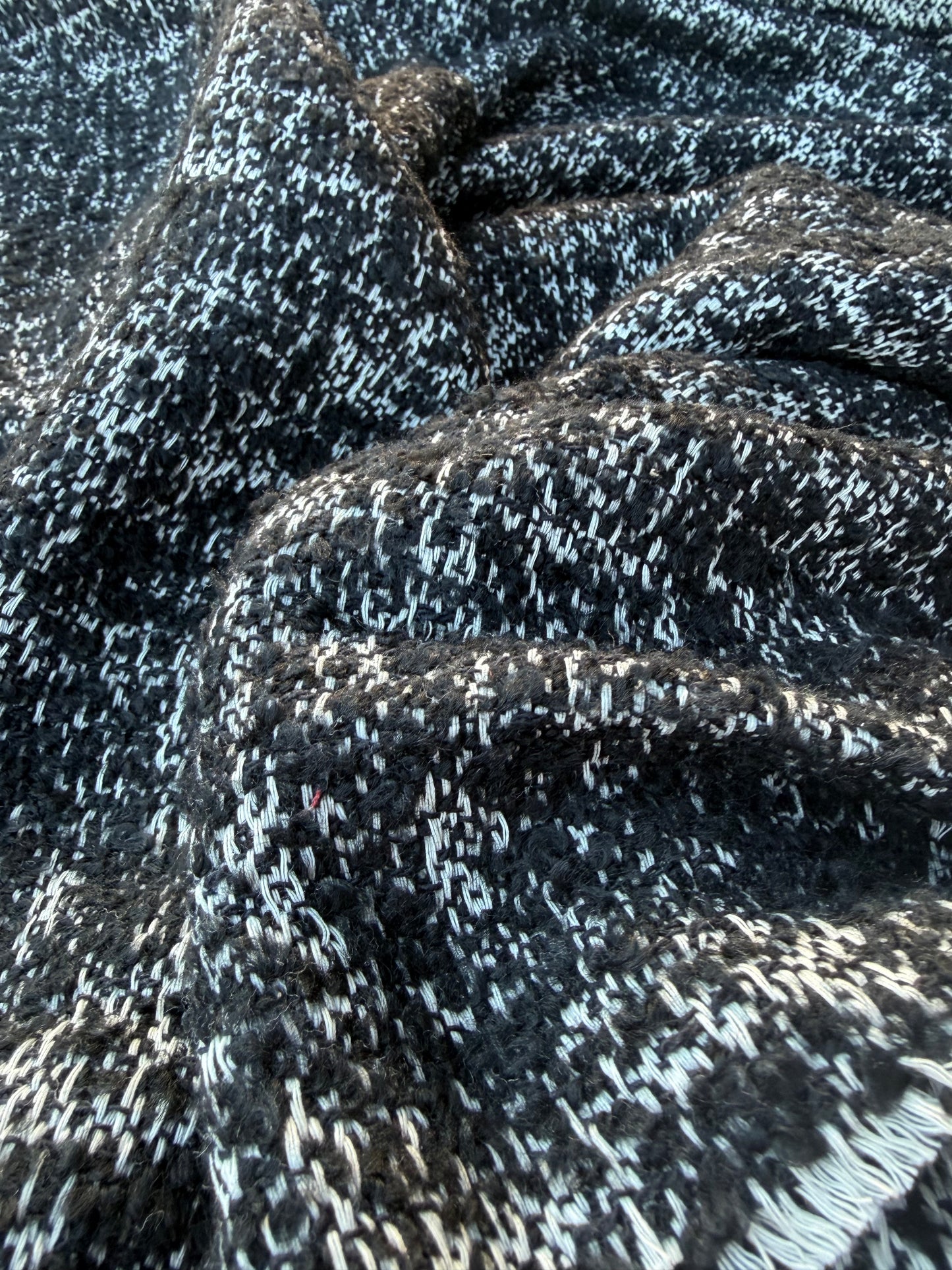 NOA 007 wool tweed black