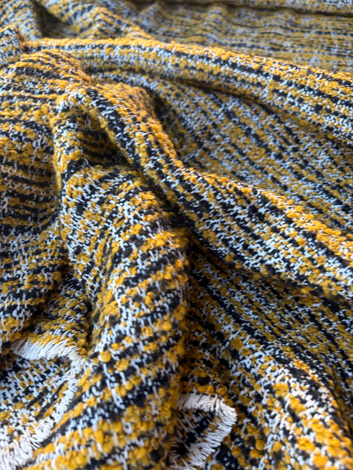 NOA 008 wool tweed curry