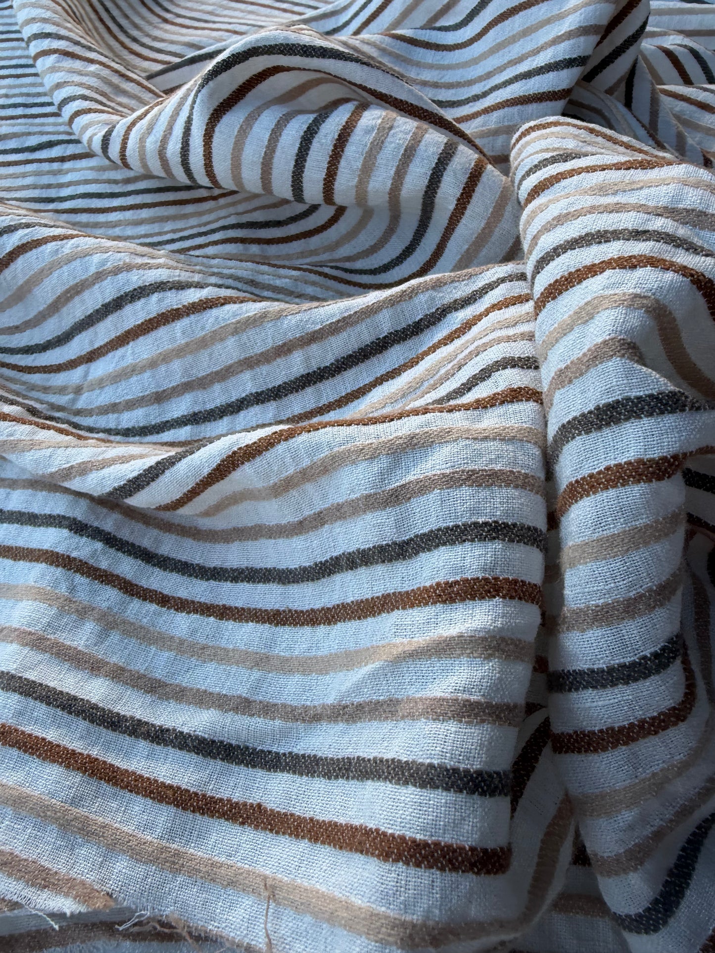 NOA 009 structured cotton/linen stripes