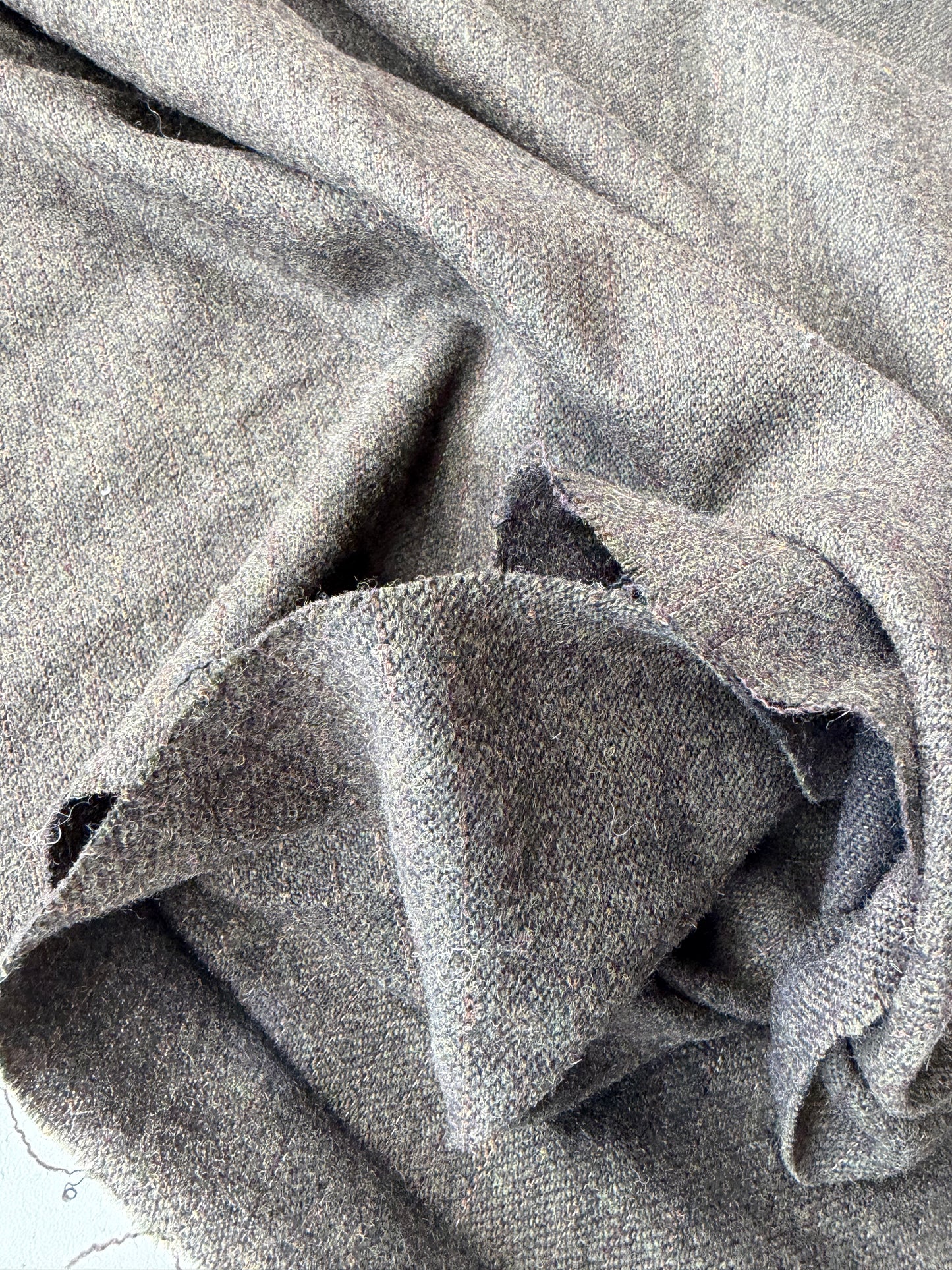 HOLLY 016 dark green striped carded wool