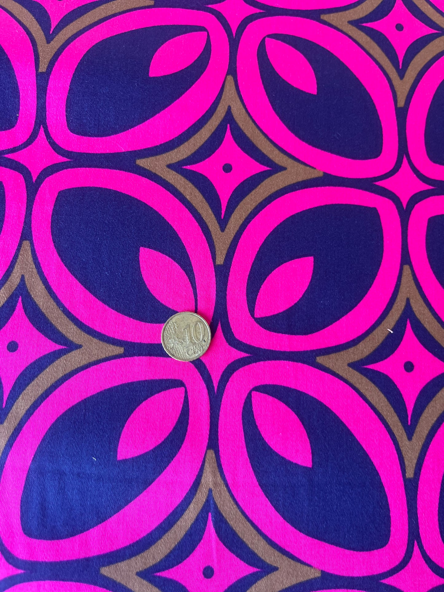 MARTY 004 cotton satin stretch geometrical round lines navy fuchsia